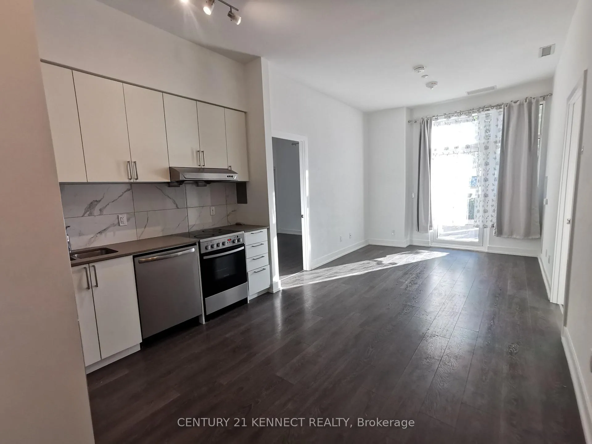 Photo 5 of Unit 106E, 278 Buchanan Drive, Markham, Unionville — HOMEH