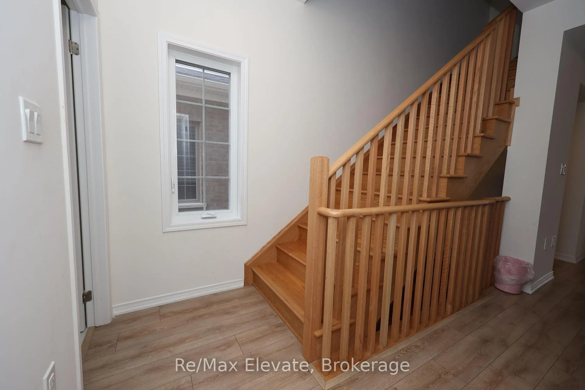 Photo 13 of 249 Danzatore Path, Oshawa, Windfields — HOMEH