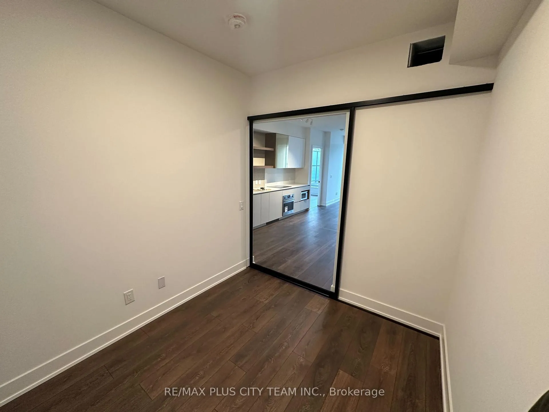 Photo 13 of Unit 212, 1285 Queen Street E, Toronto, Greenwood-Coxwell — HOMEH
