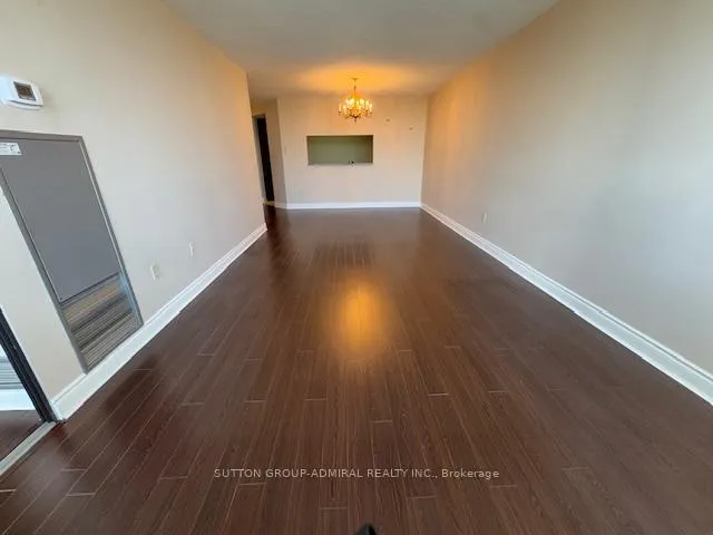 Photo 3 of Unit 803, 7601 Bathurst Street, Vaughan, Crestwood-Springfarm-Yorkhill — HOMEH