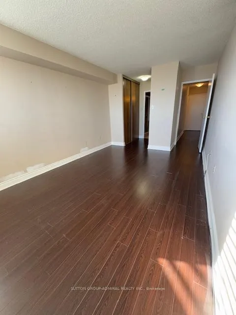 Photo 5 of Unit 803, 7601 Bathurst Street, Vaughan, Crestwood-Springfarm-Yorkhill — HOMEH