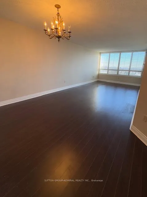 Photo 12 of Unit 803, 7601 Bathurst Street, Vaughan, Crestwood-Springfarm-Yorkhill — HOMEH