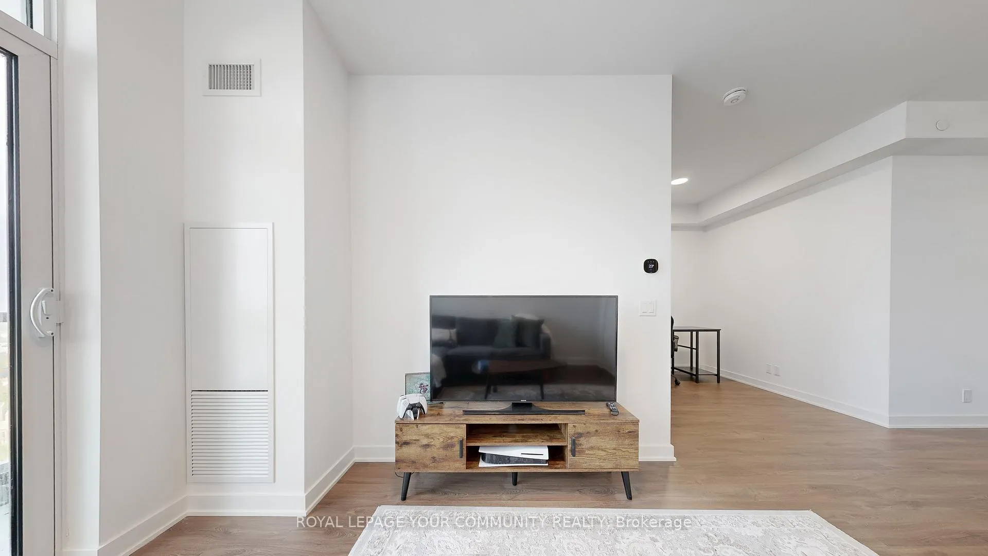 Photo 28 of Unit 2101, 30 Upper Mall Way, Vaughan, Brownridge — HOMEH