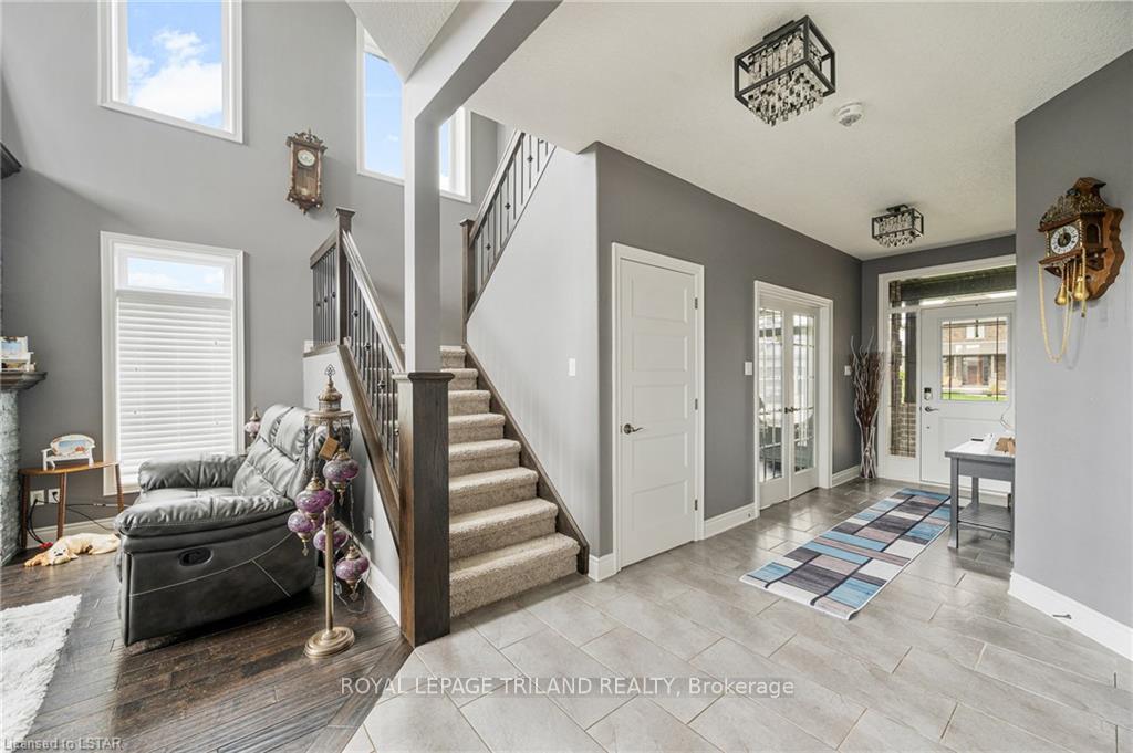 Photo 3 of 36 Brenmar Crescent, Central Elgin, Belmont — HOMEH