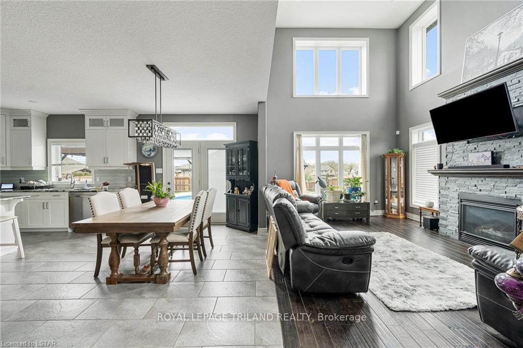 Photo 9 of 36 Brenmar Crescent, Central Elgin, Belmont — HOMEH
