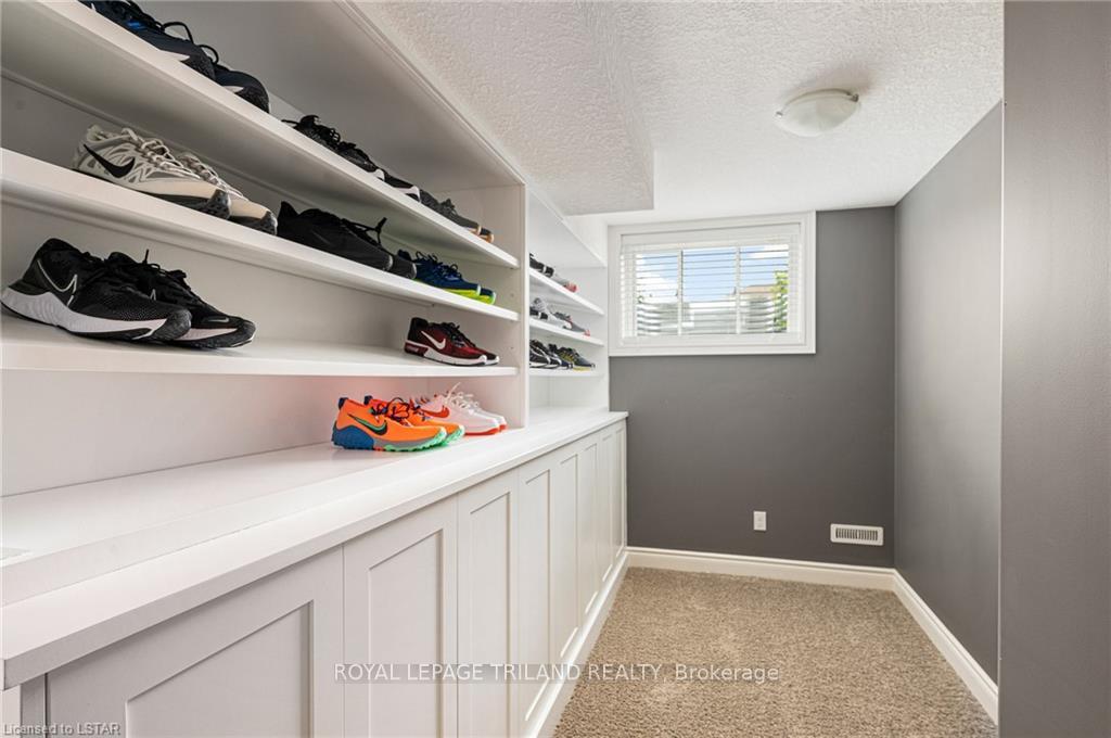 Photo 12 of 36 Brenmar Crescent, Central Elgin, Belmont — HOMEH