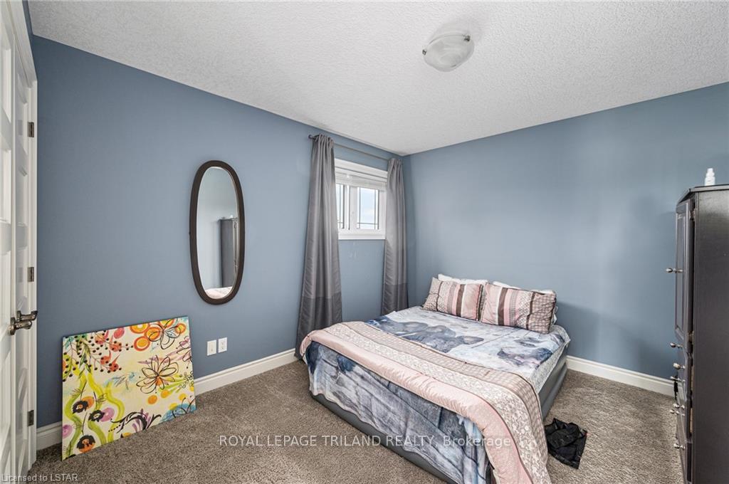 Photo 16 of 36 Brenmar Crescent, Central Elgin, Belmont — HOMEH