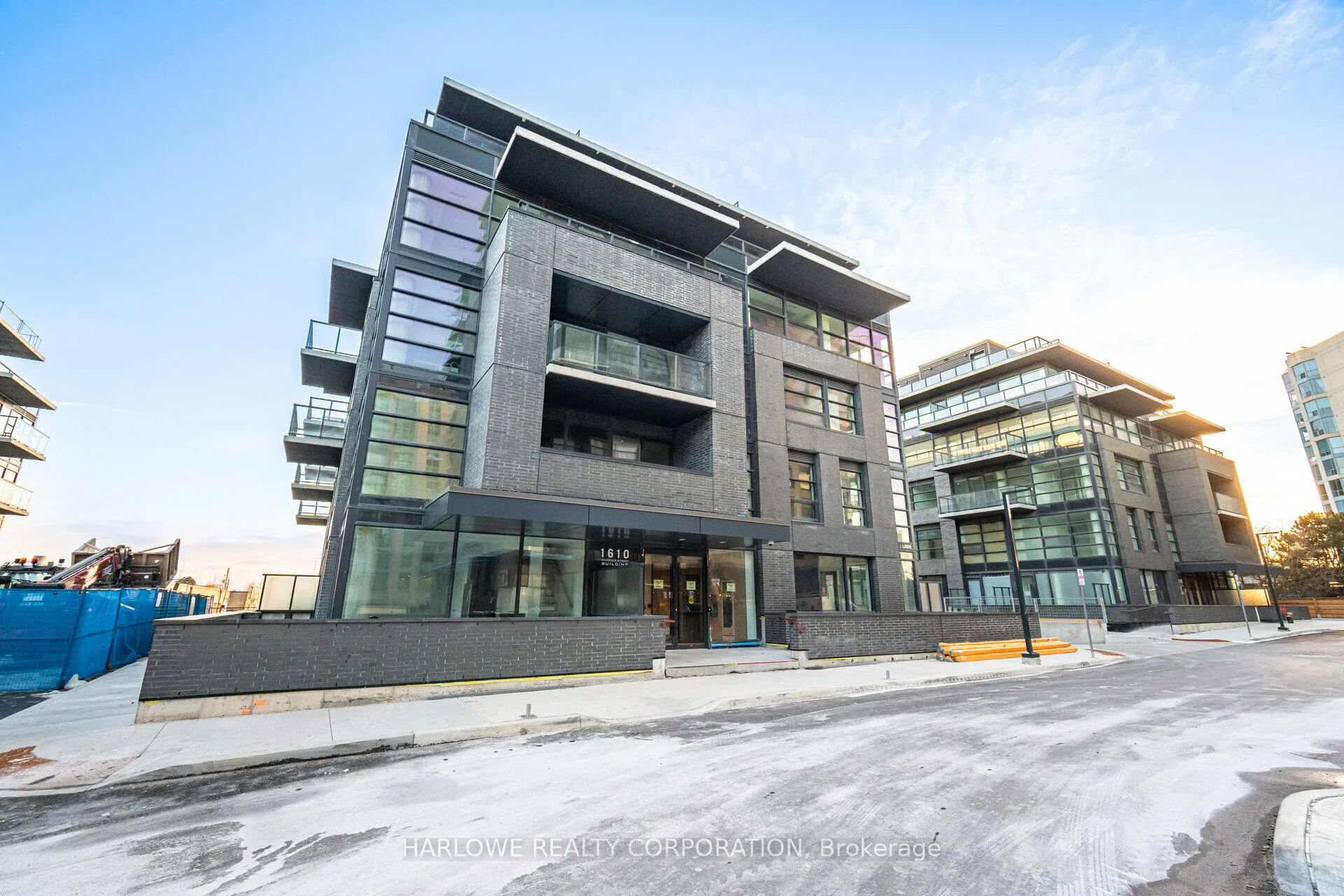 Photo 9 of Unit 342 E, 1610 Charles Street E, Whitby, Port Whitby — HOMEH