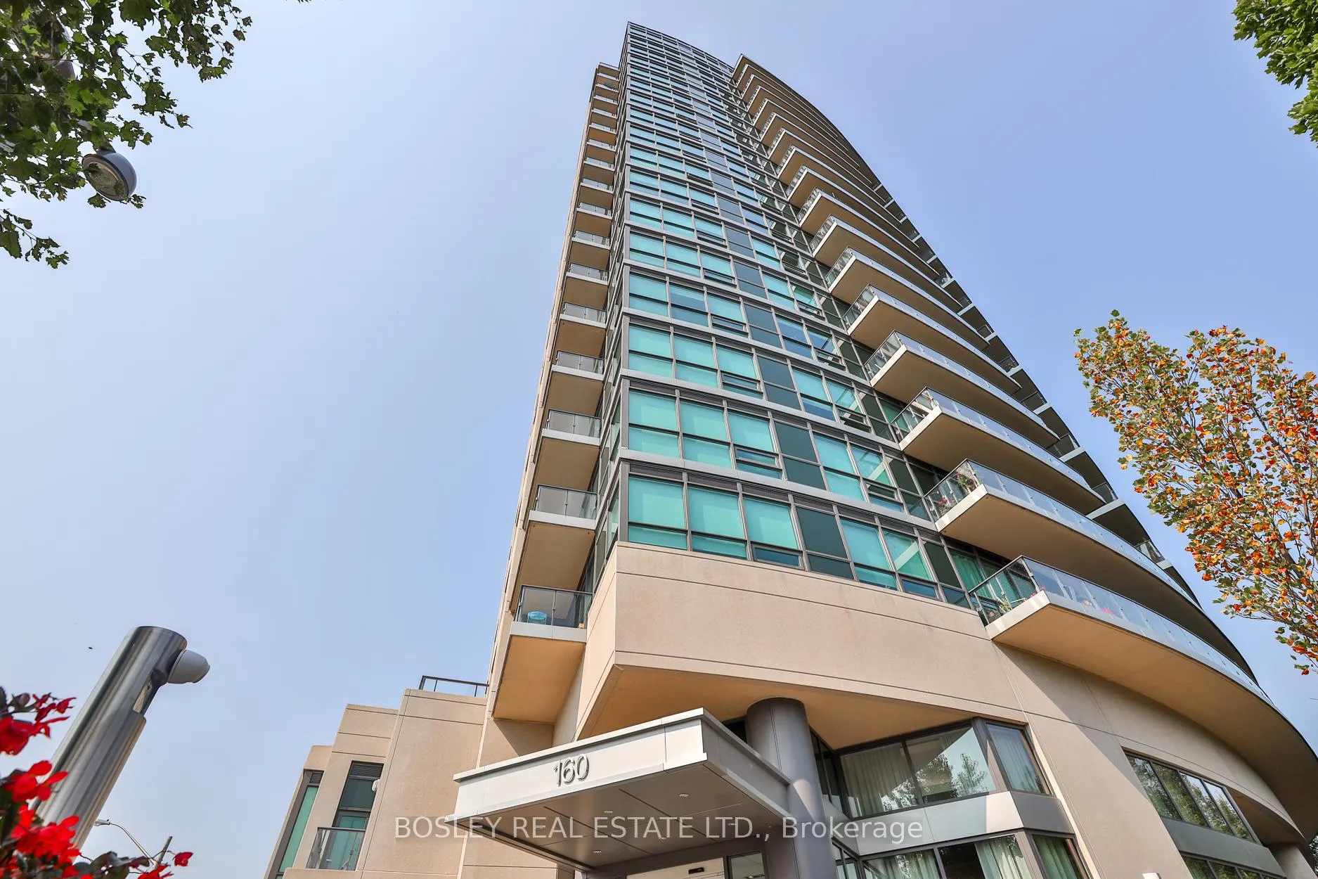 Front of Unit LPH10, 160 Vanderhoof Avenue