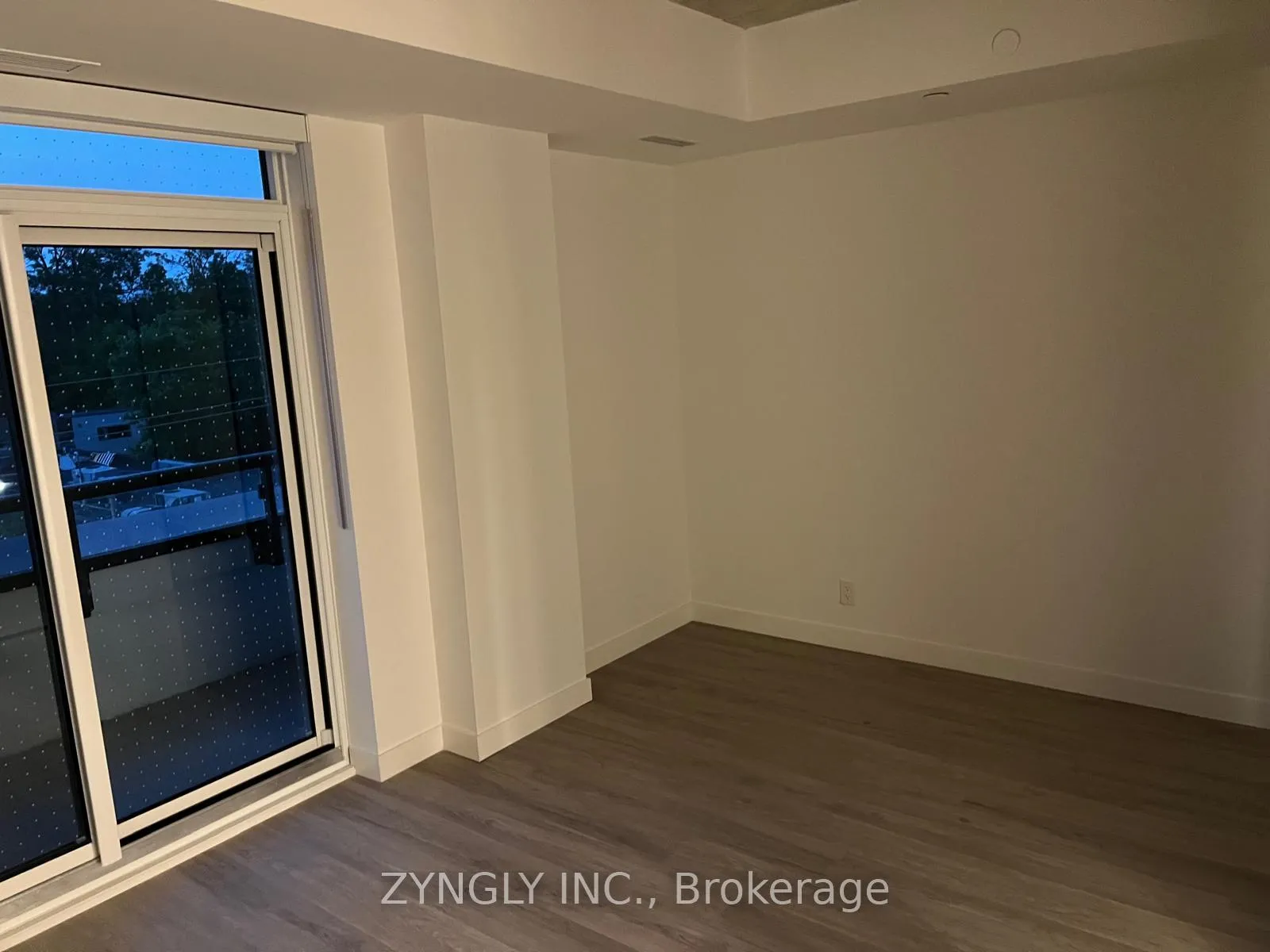 Photo 6 of Unit 433, 1050 Eastern Avenue, Toronto, The Beaches — HOMEH
