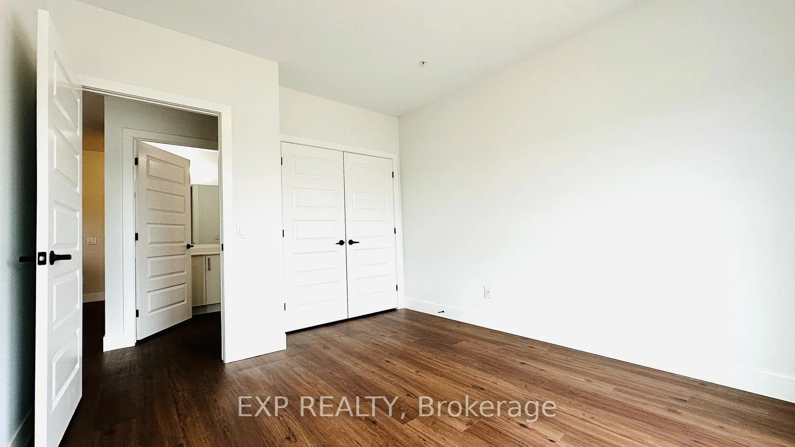 Photo 7 of Unit 414, 1000 Lackner Place, Kitchener — HOMEH