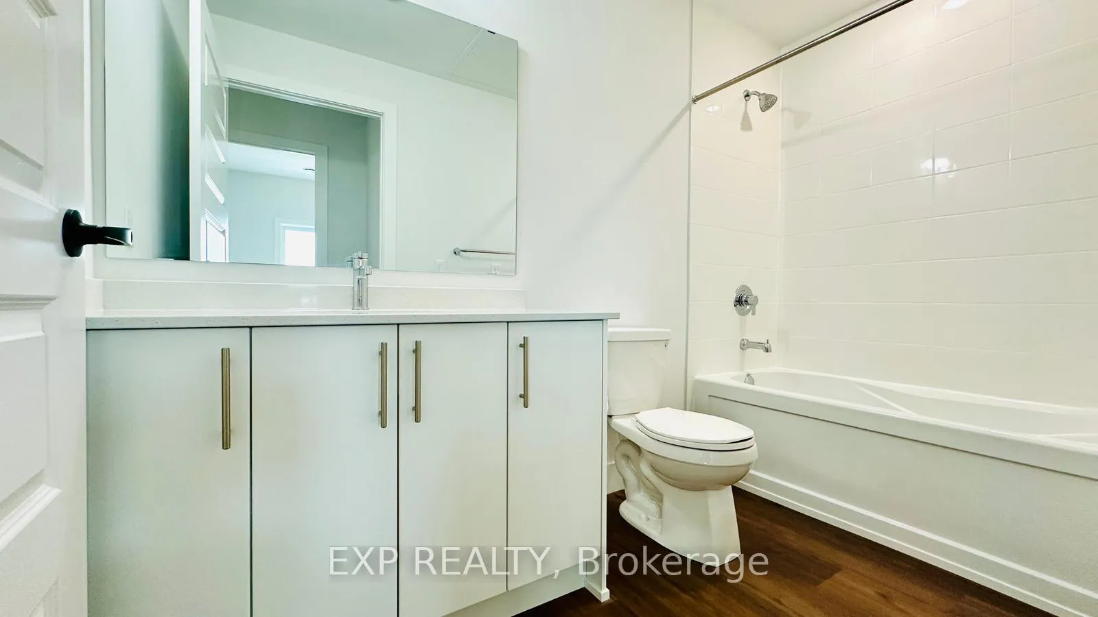Photo 9 of Unit 414, 1000 Lackner Place, Kitchener — HOMEH