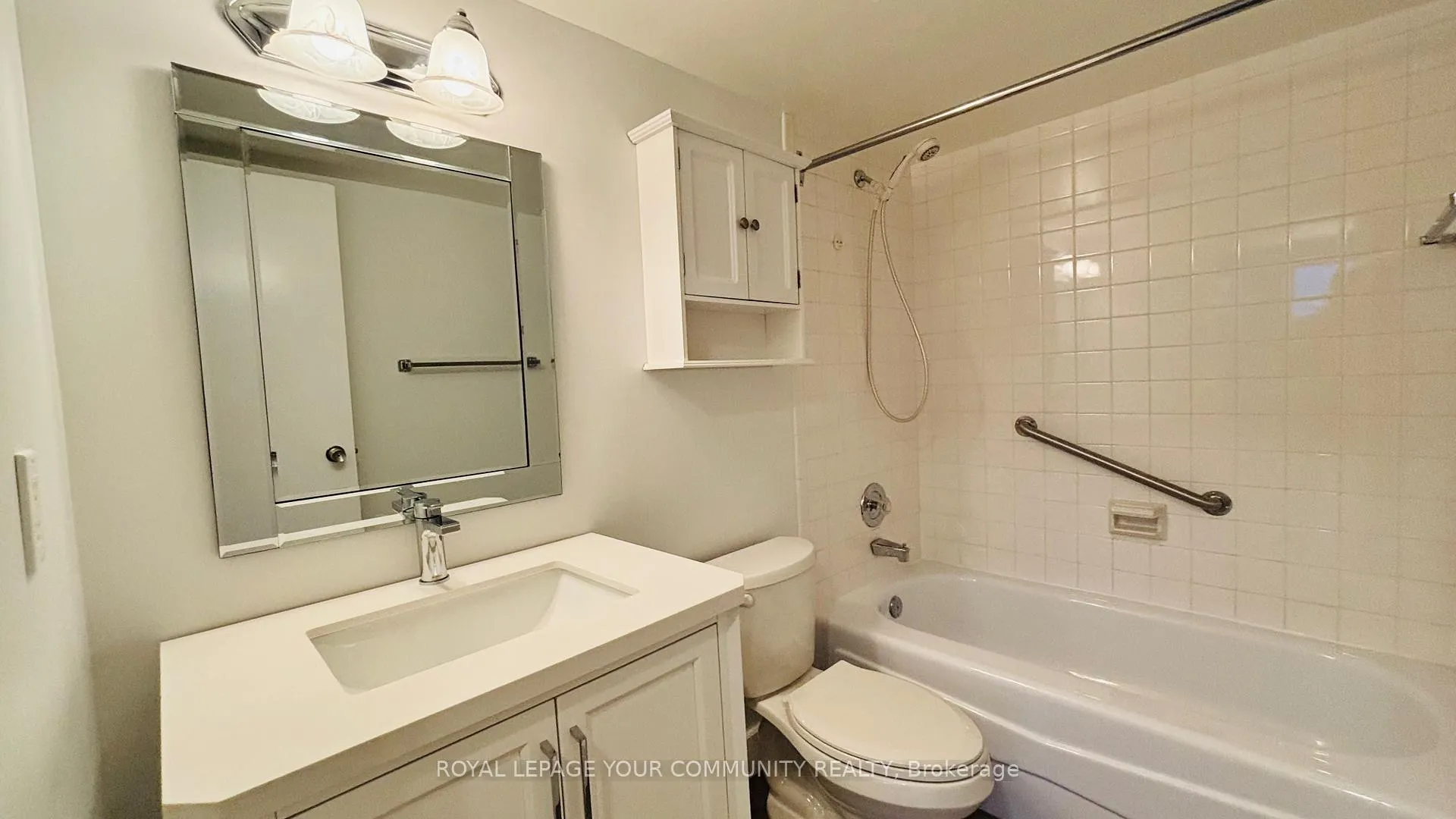 Photo 11 of Unit 403, 60 Inverlochy Boulevard, Markham, Royal Orchard — HOMEH