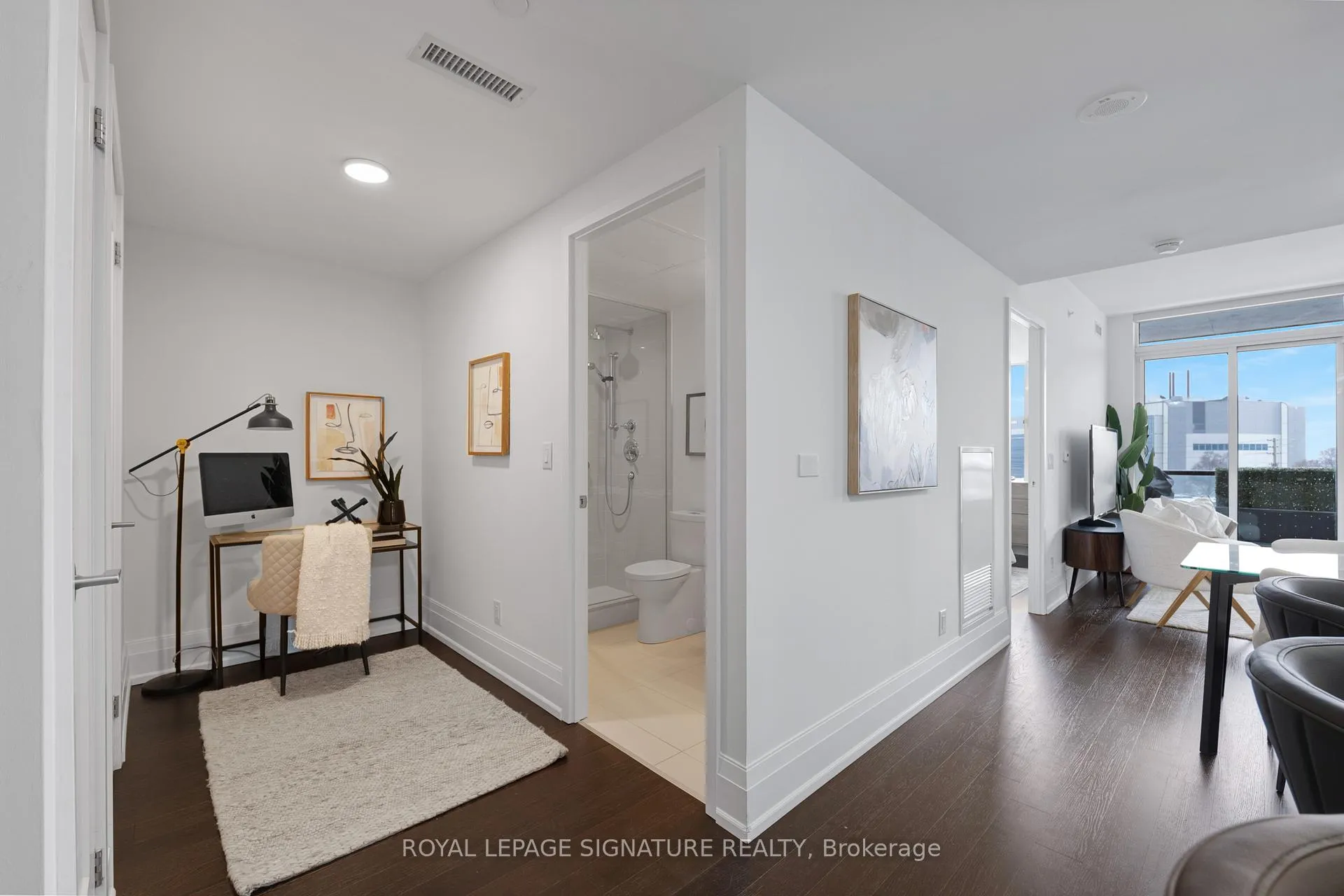 Photo 12 of Unit 402, 25 Malcolm Road, Toronto, Leaside — HOMEH