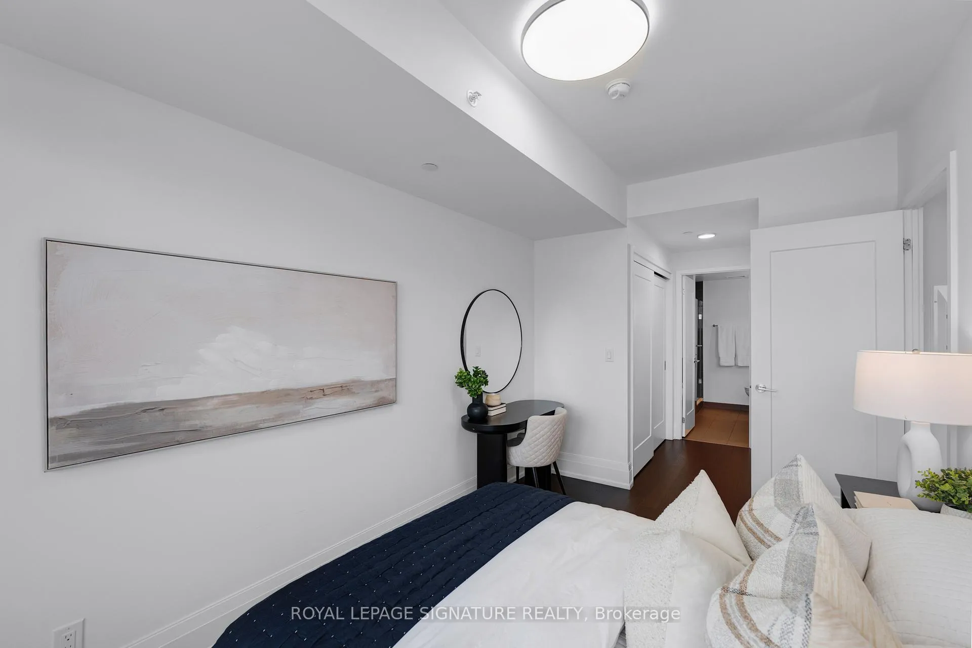 Photo 14 of Unit 402, 25 Malcolm Road, Toronto, Leaside — HOMEH