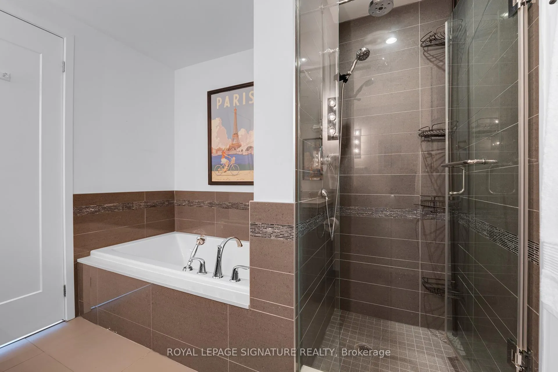 Photo 16 of Unit 402, 25 Malcolm Road, Toronto, Leaside — HOMEH