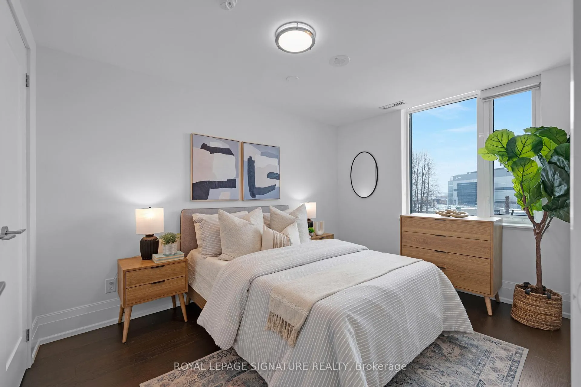Photo 17 of Unit 402, 25 Malcolm Road, Toronto, Leaside — HOMEH