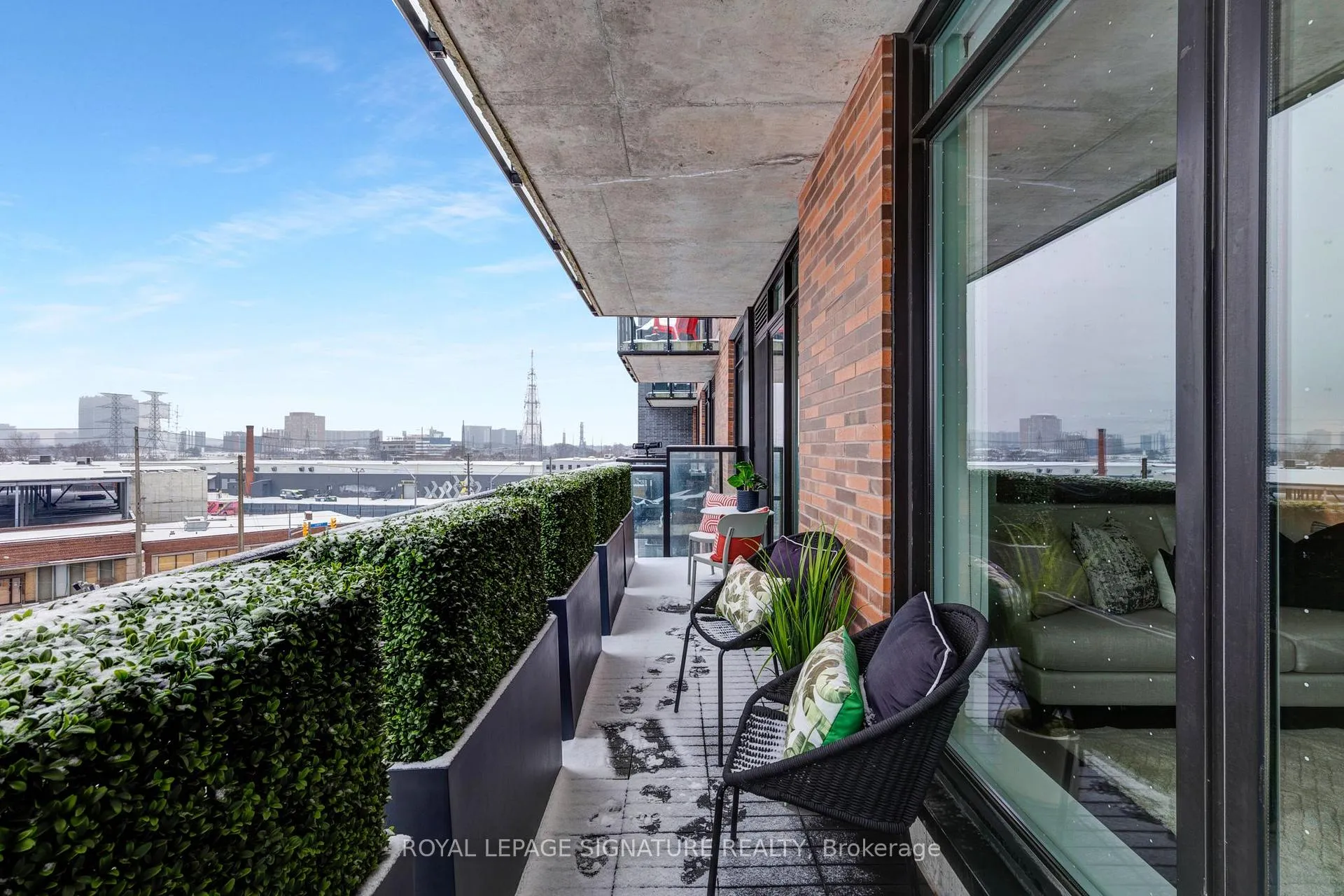 Photo 21 of Unit 402, 25 Malcolm Road, Toronto, Leaside — HOMEH