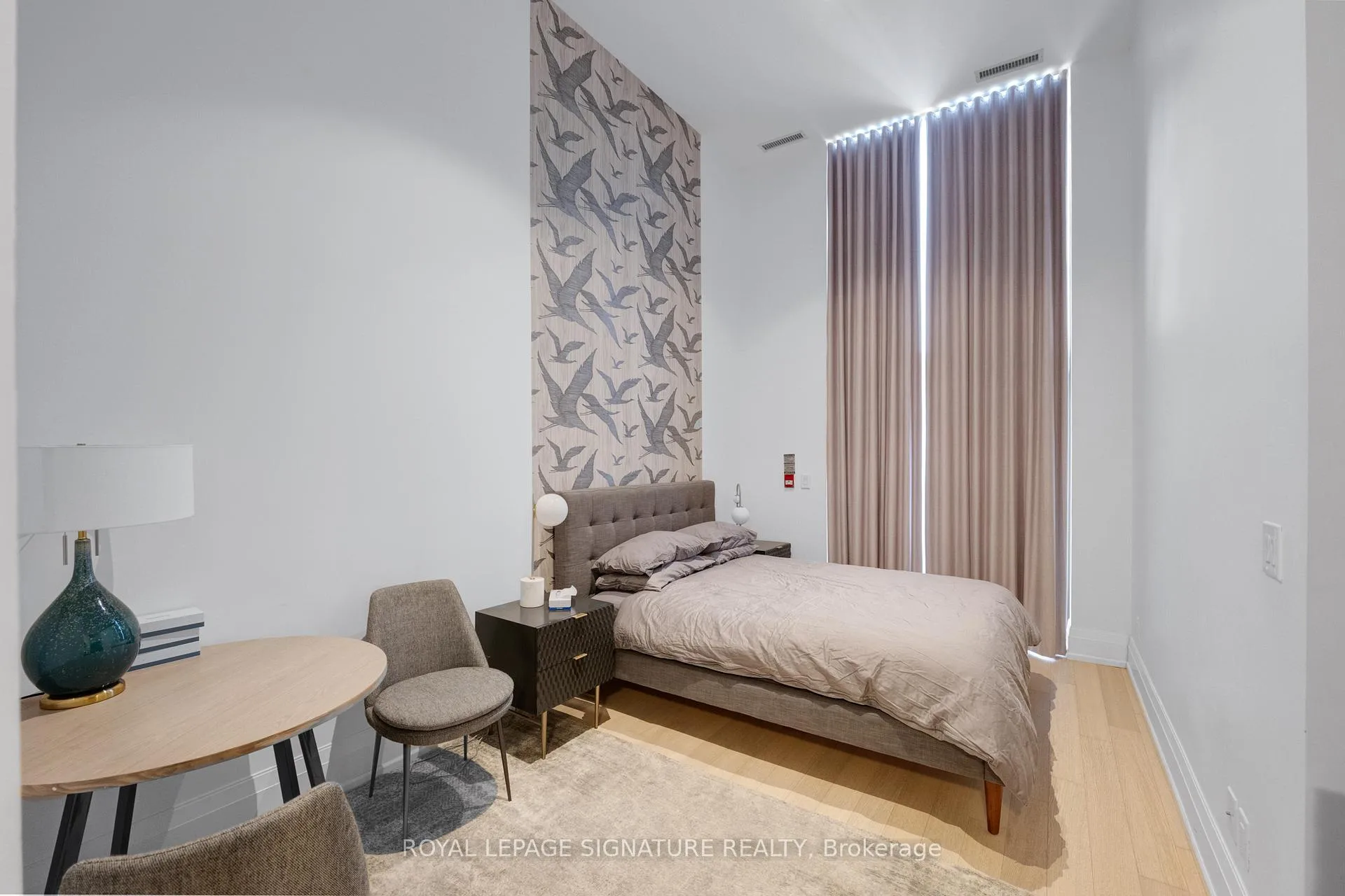 Photo 26 of Unit 402, 25 Malcolm Road, Toronto, Leaside — HOMEH