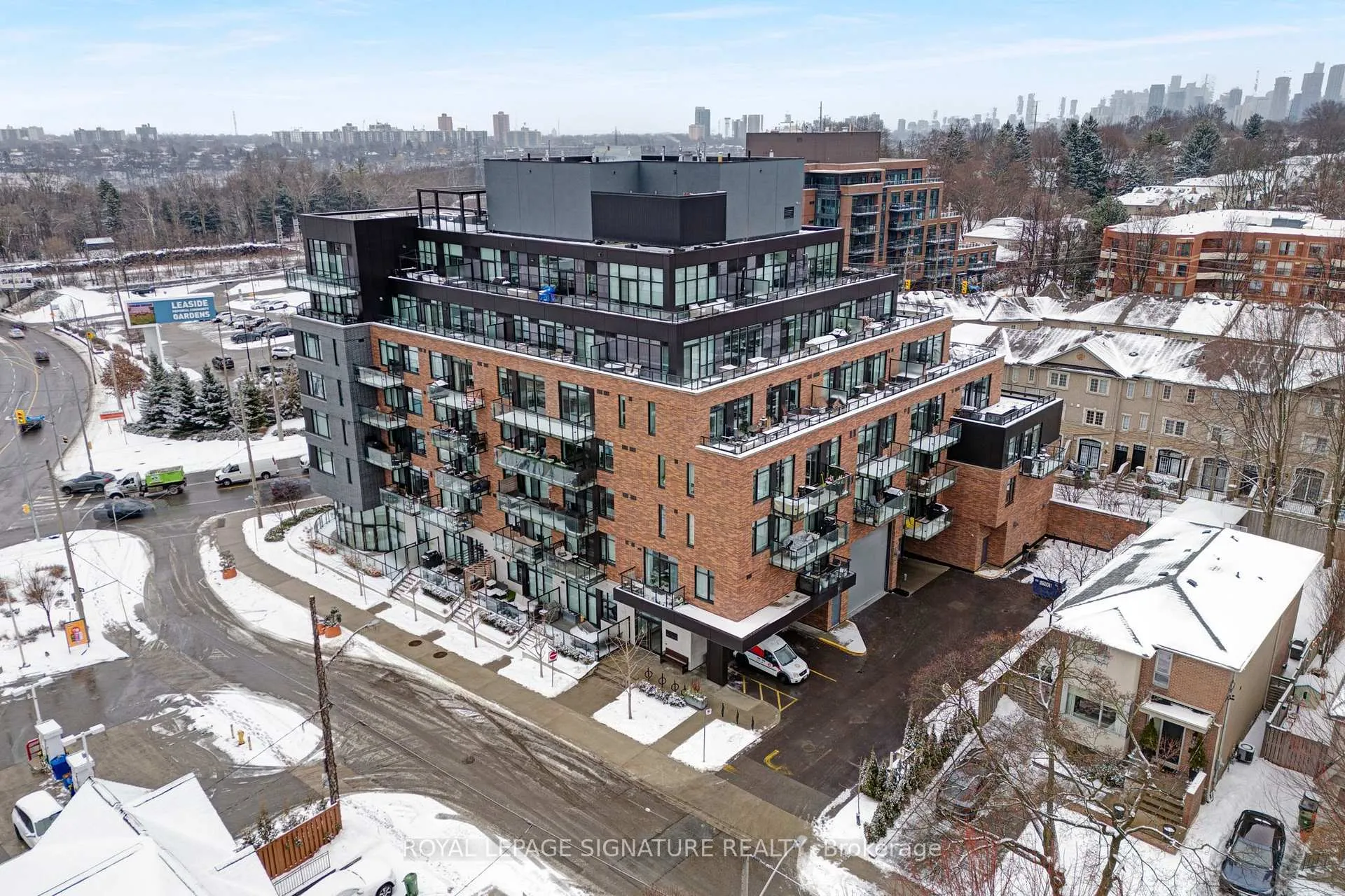 Photo 30 of Unit 402, 25 Malcolm Road, Toronto, Leaside — HOMEH