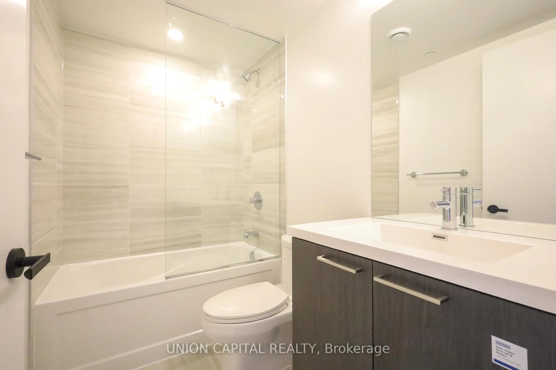 Photo 15 of Unit 3007, 195 Commerce Street, Vaughan, Vaughan Corporate Centre — HOMEH