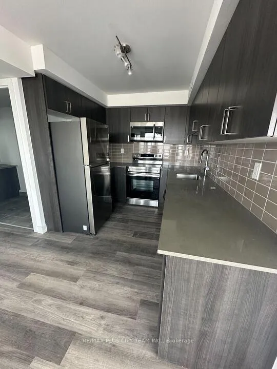 Photo 4 of Unit 2102, 1435 Celebration Drive, Pickering, Bay Ridges — HOMEH