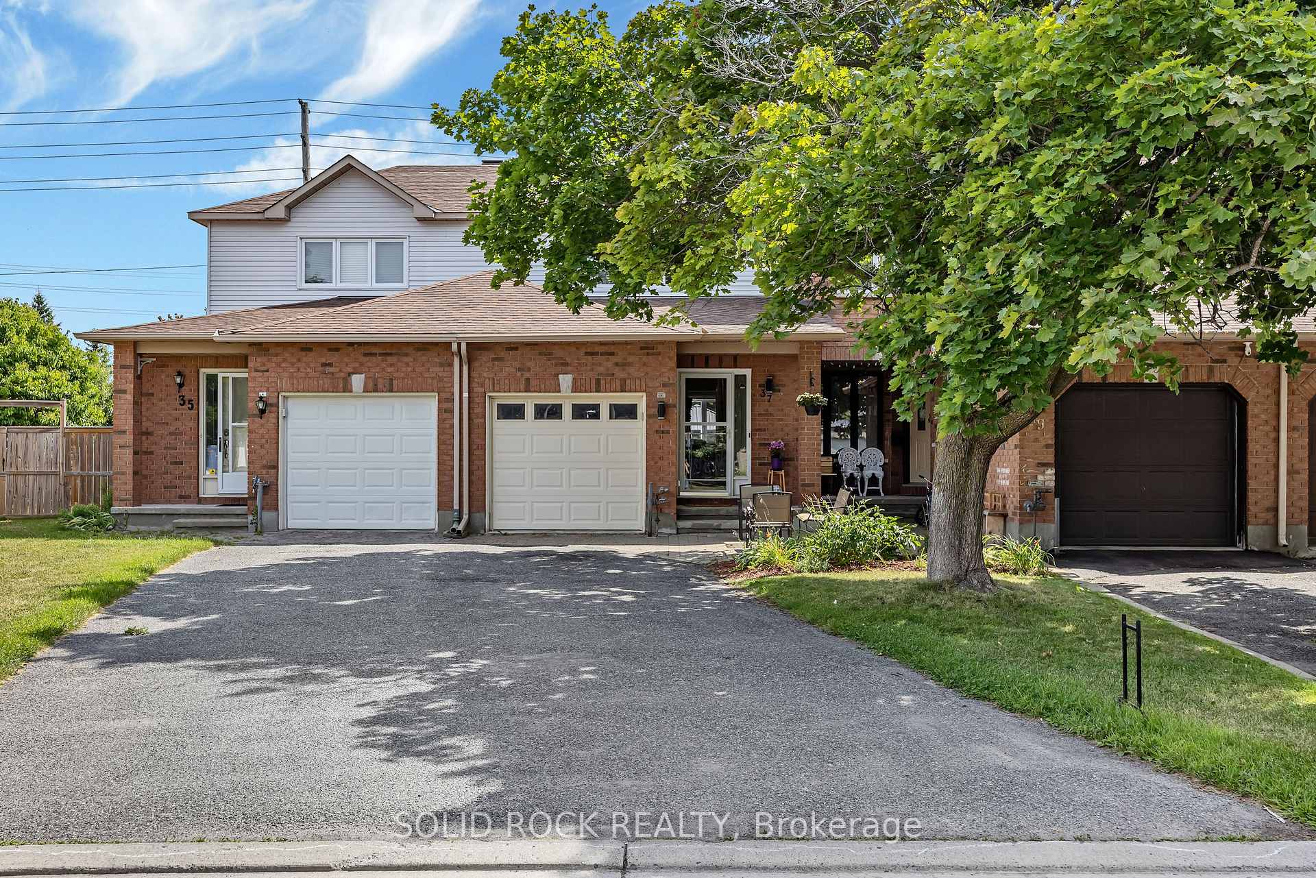 Photo 1 of 37 Grenadier Way, Ottawa, Barrhaven - Longfields — HOMEH