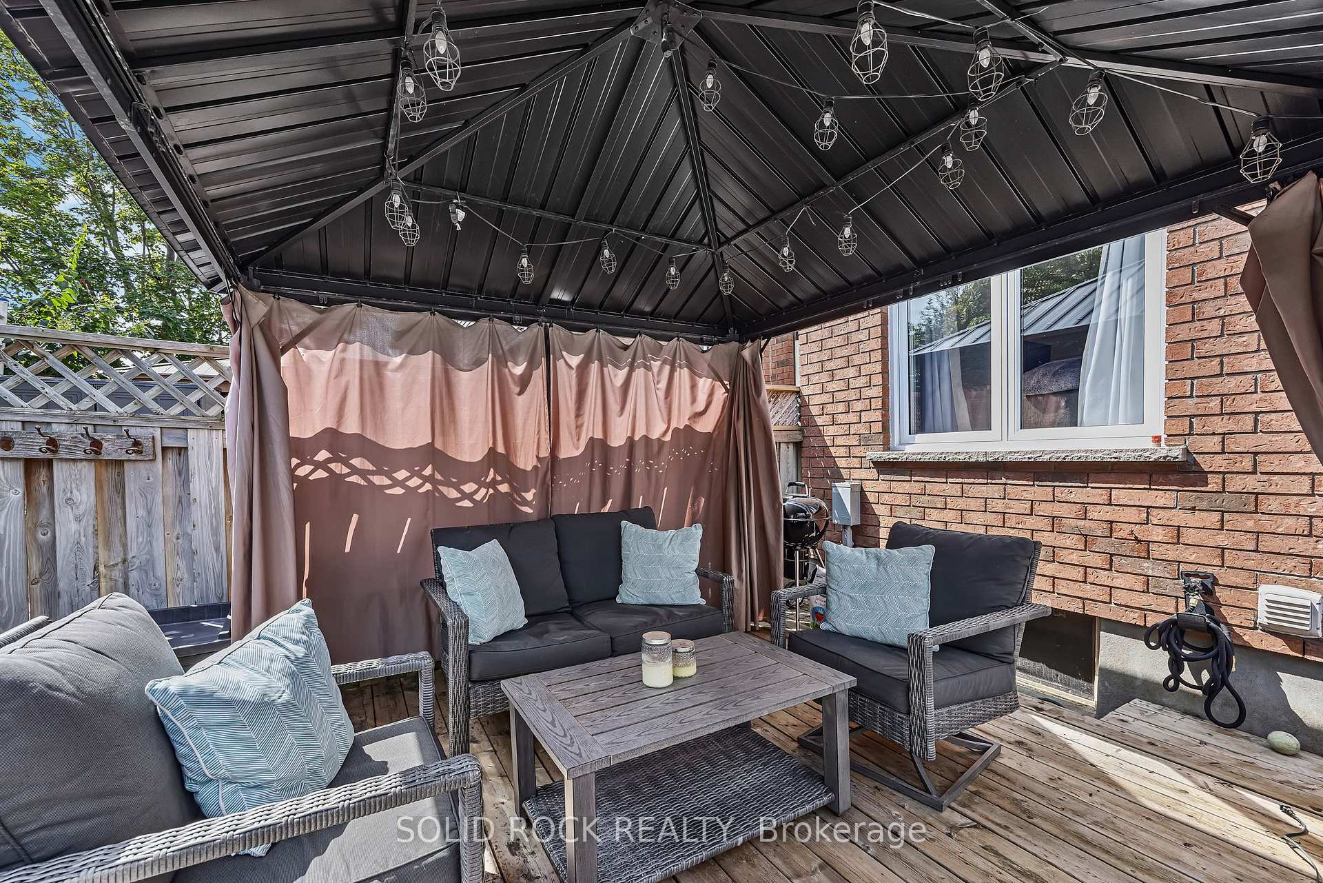 Photo 27 of 37 Grenadier Way, Ottawa, Barrhaven - Longfields — HOMEH