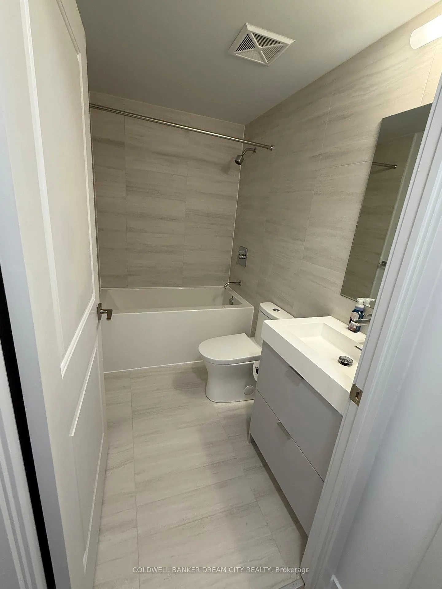 Photo 2 of Unit 2908, 2920 Highway 7 Road W, Vaughan, Concord — HOMEH