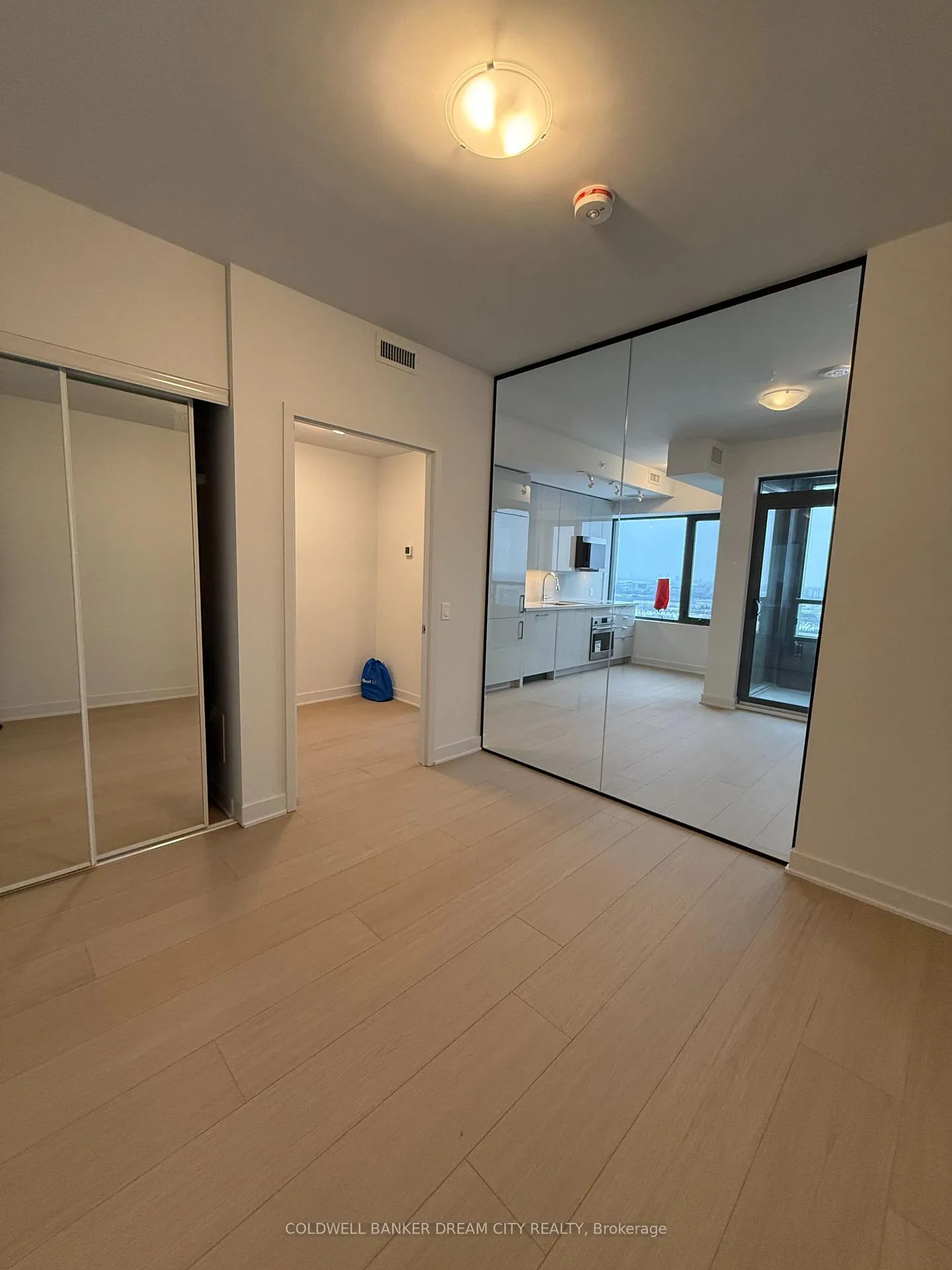 Photo 8 of Unit 2908, 2920 Highway 7 Road W, Vaughan, Concord — HOMEH