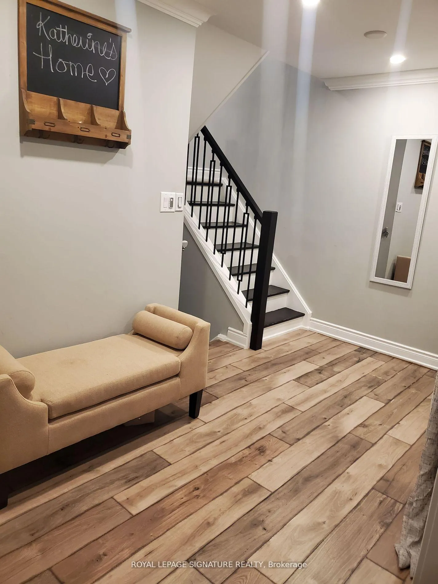 Photo 17 of 155 Milestone Crescent, Aurora, Aurora Village — HOMEH