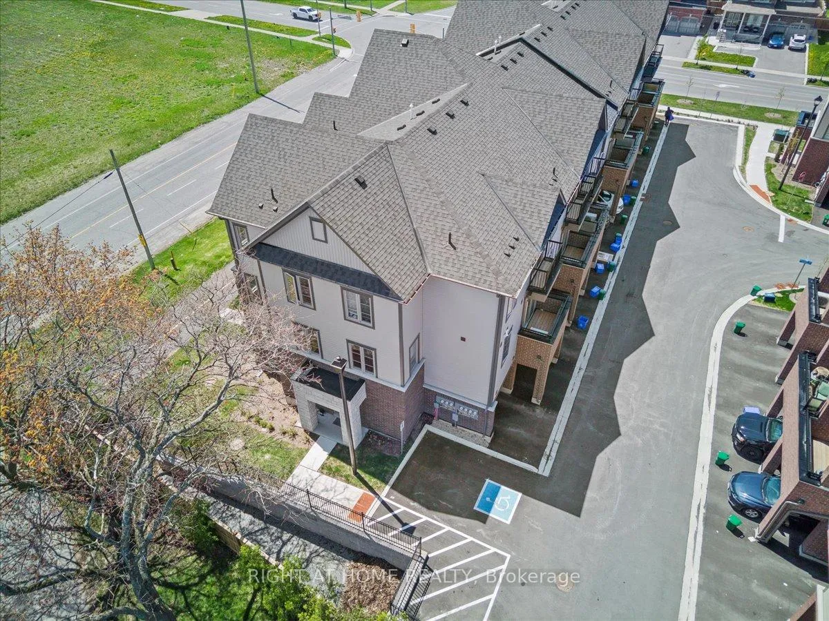 Front of 1534 Bloor Street