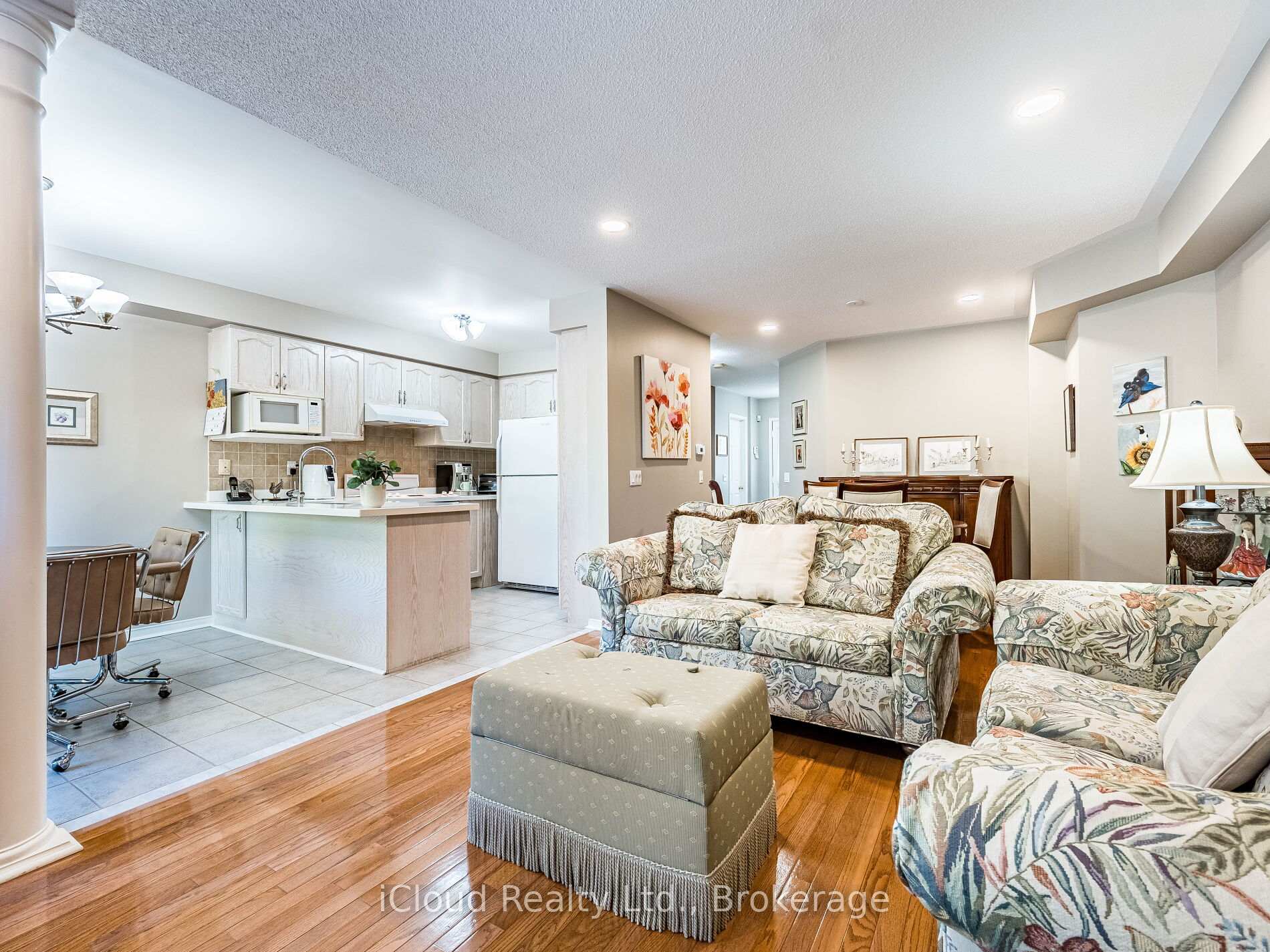 Photo 16 of 82 Hanton Crescent, Caledon, Bolton East — HOMEH