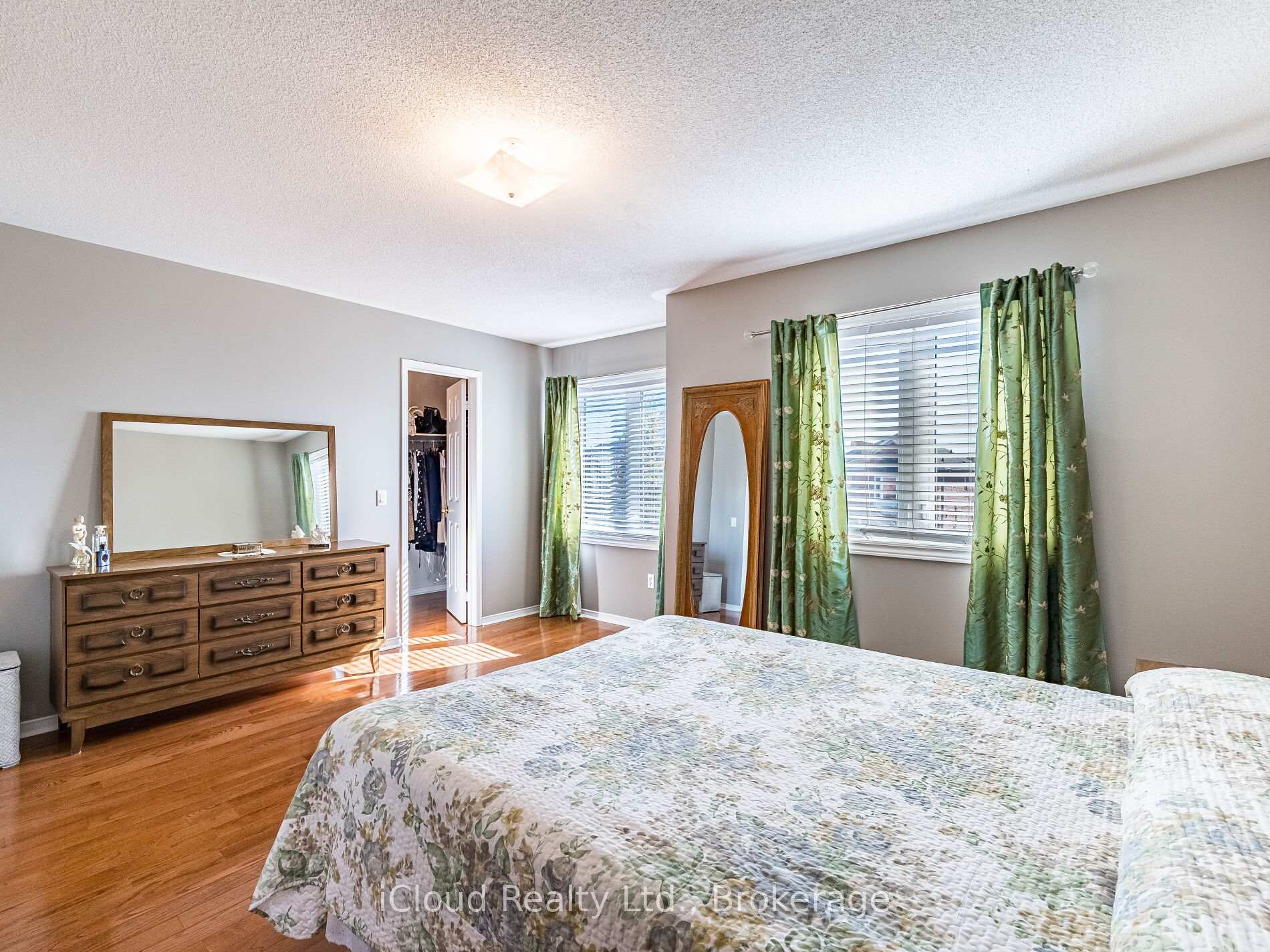 Photo 26 of 82 Hanton Crescent, Caledon, Bolton East — HOMEH