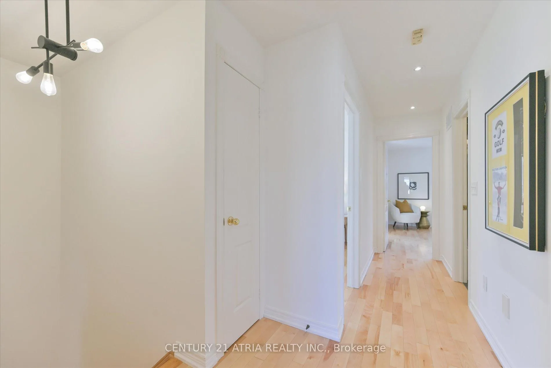 Photo 17 of 64 Drew Kelly Way, Markham, Buttonville — HOMEH