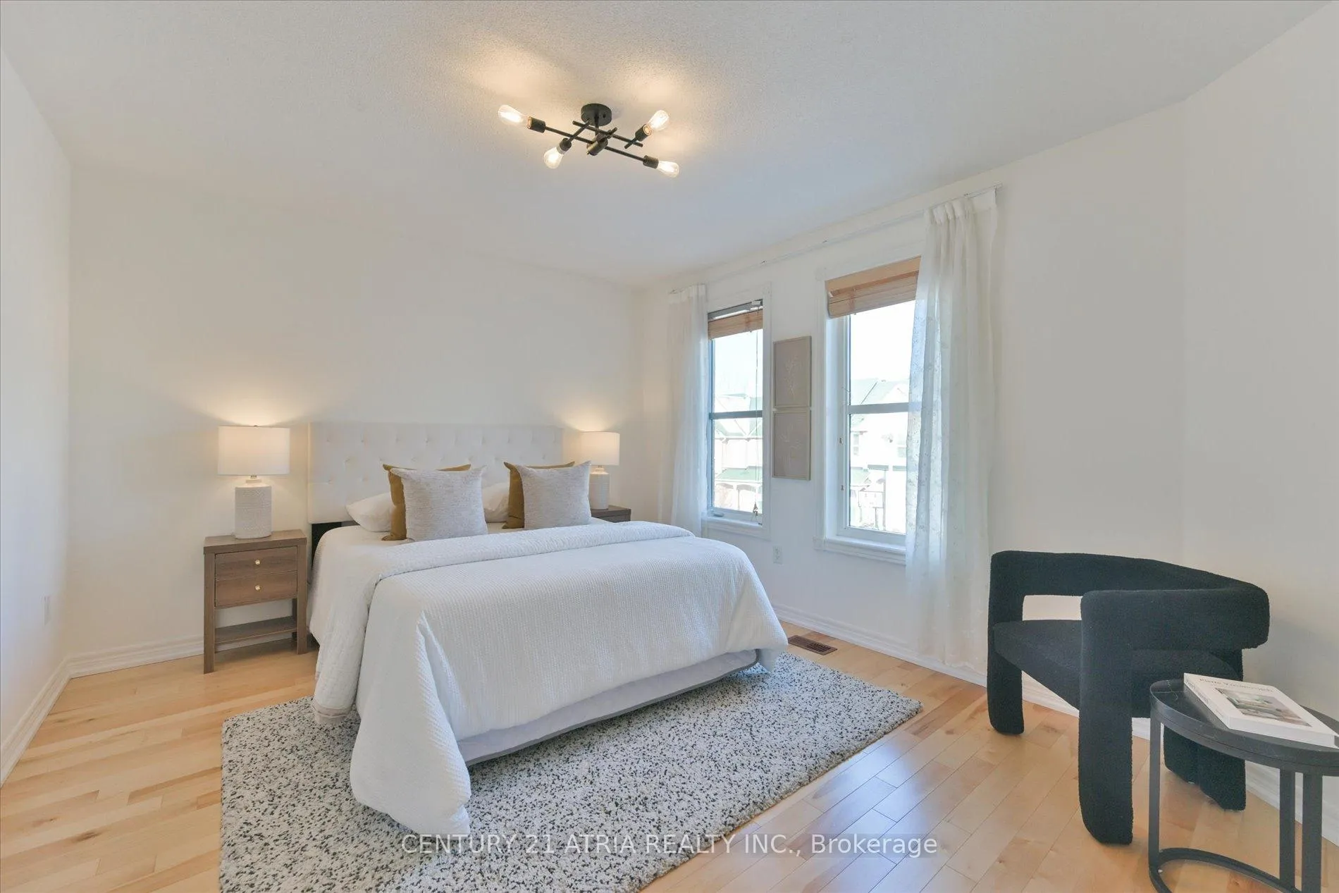 Photo 25 of 64 Drew Kelly Way, Markham, Buttonville — HOMEH