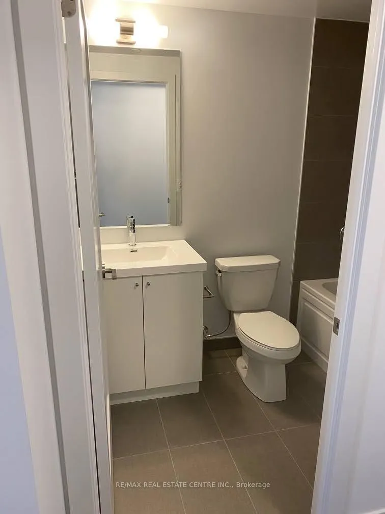 Photo 3 of Unit 1401, 2550 Simcoe Street, Oshawa, Windfields — HOMEH