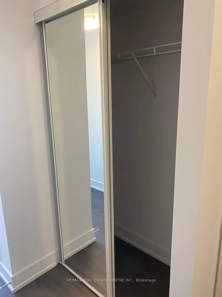 Photo 5 of Unit 1401, 2550 Simcoe Street, Oshawa, Windfields — HOMEH