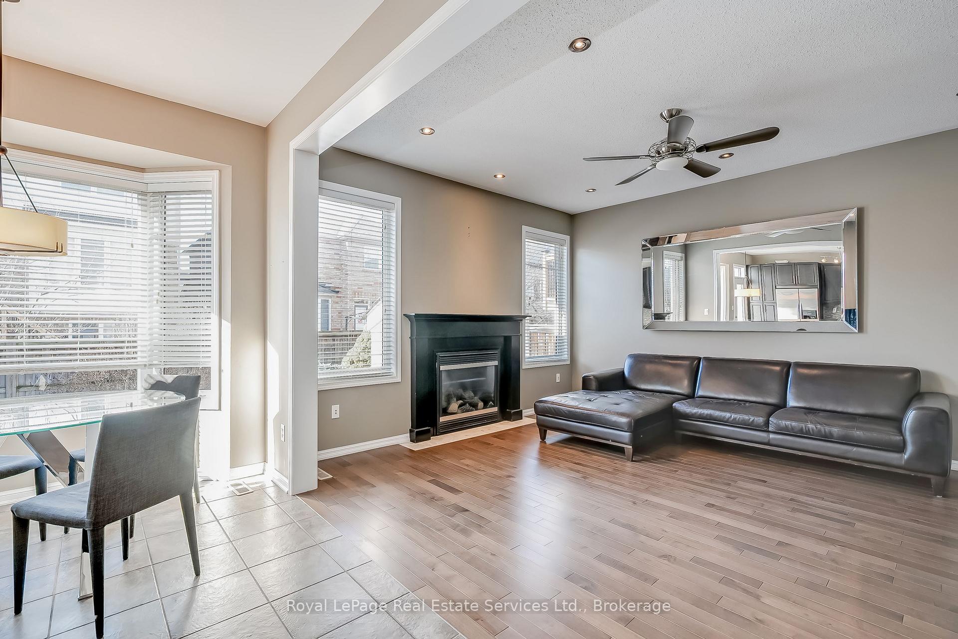Photo 12 of 3188 Bunkerhill Place, Burlington, Alton — HOMEH