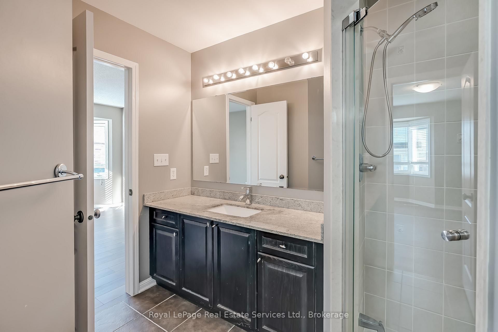 Photo 16 of 3188 Bunkerhill Place, Burlington, Alton — HOMEH