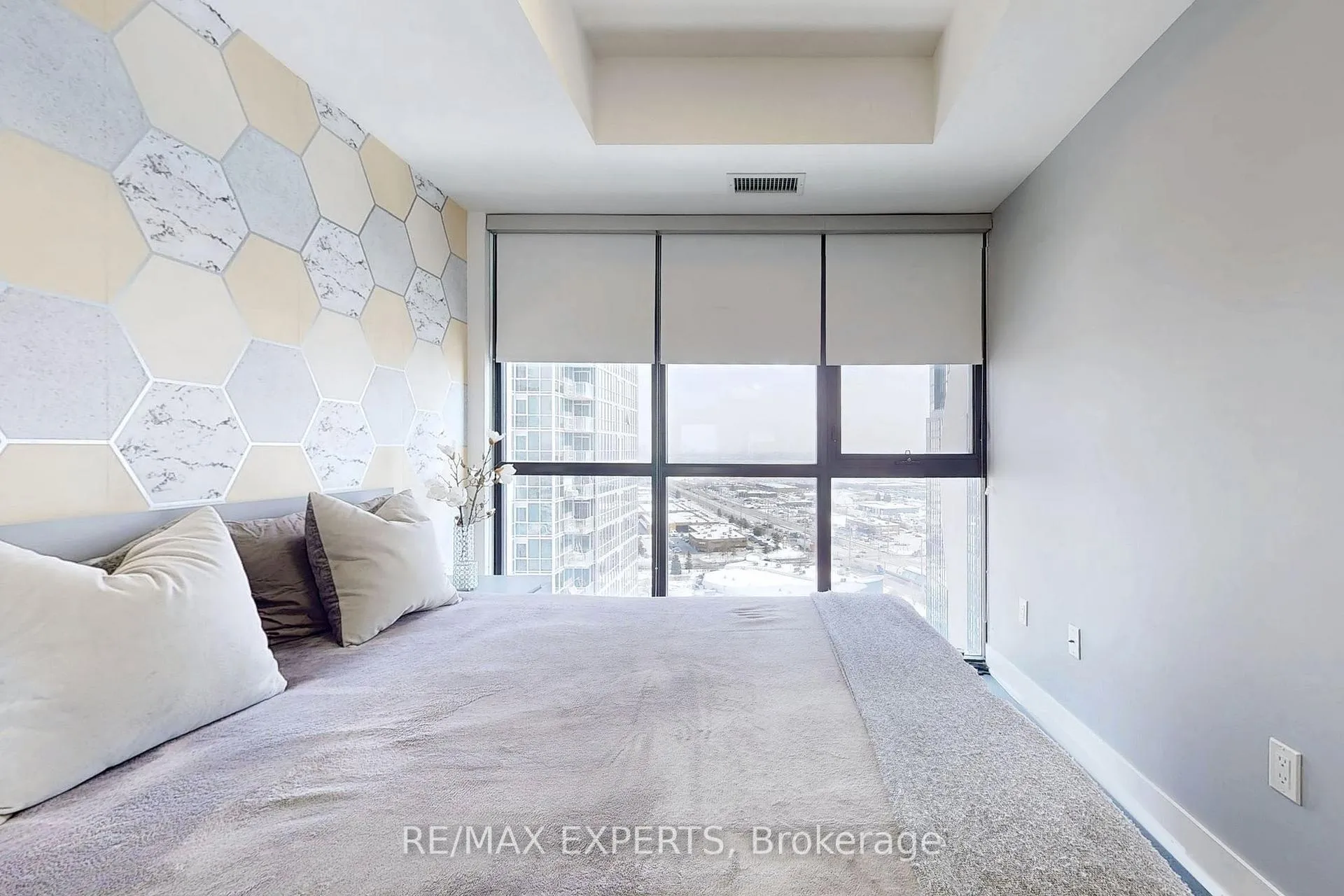 Photo 22 of Unit 1901, 2916 Highway 7, Vaughan, Concord — HOMEH
