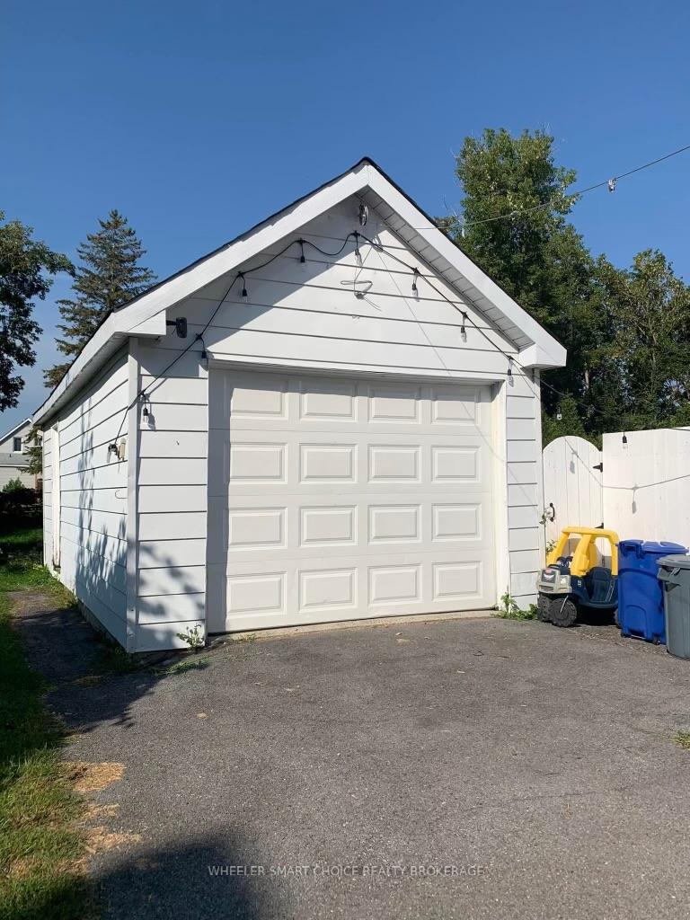Photo 18 of 29 Baldwin Avenue, Cornwall — HOMEH