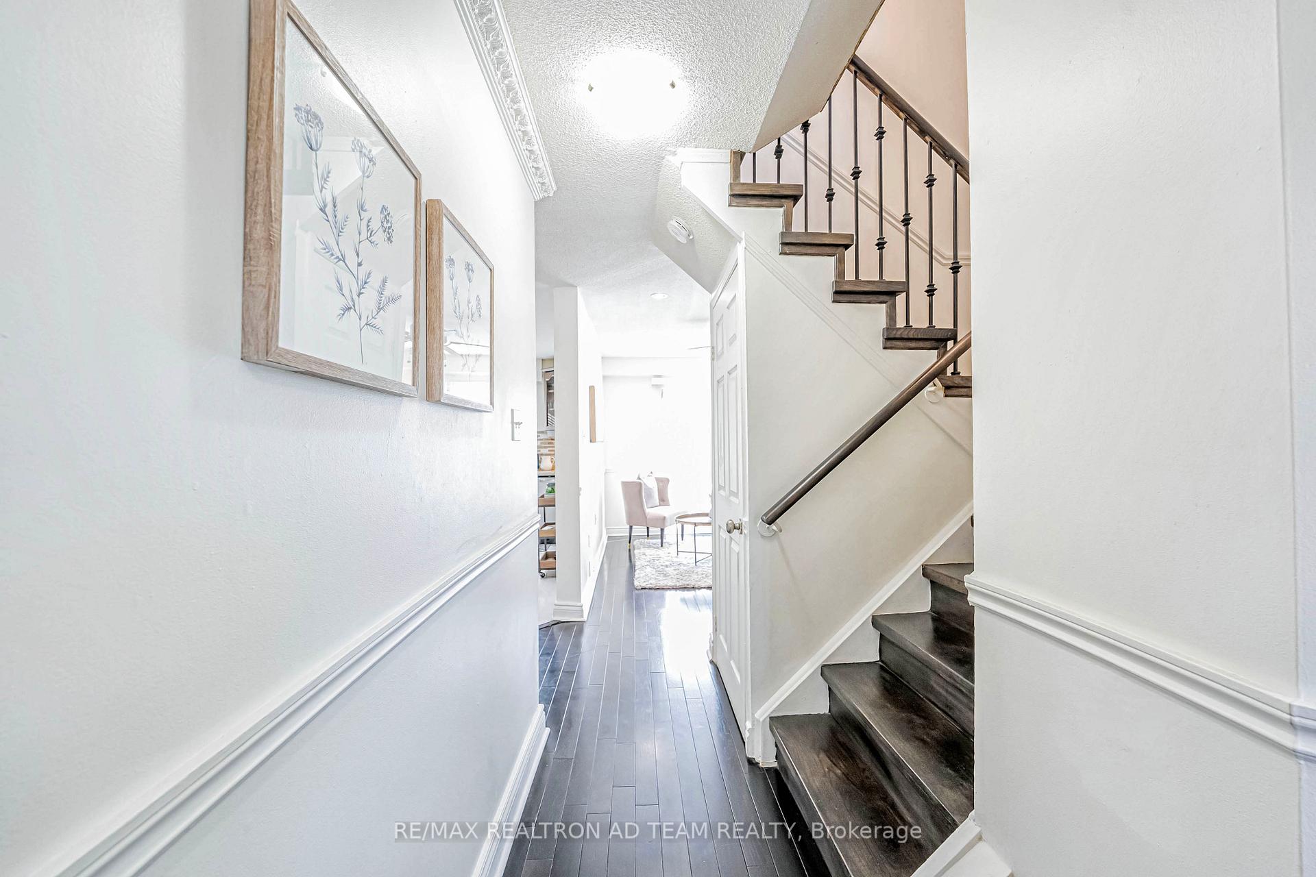 Photo 4 of 90 Reed Drive, Ajax, Central — HOMEH