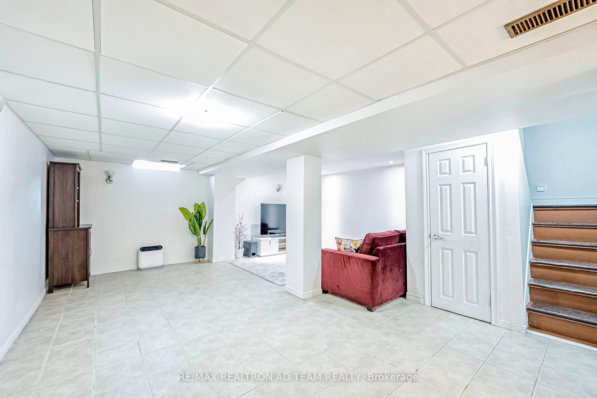 Photo 24 of 90 Reed Drive, Ajax, Central — HOMEH