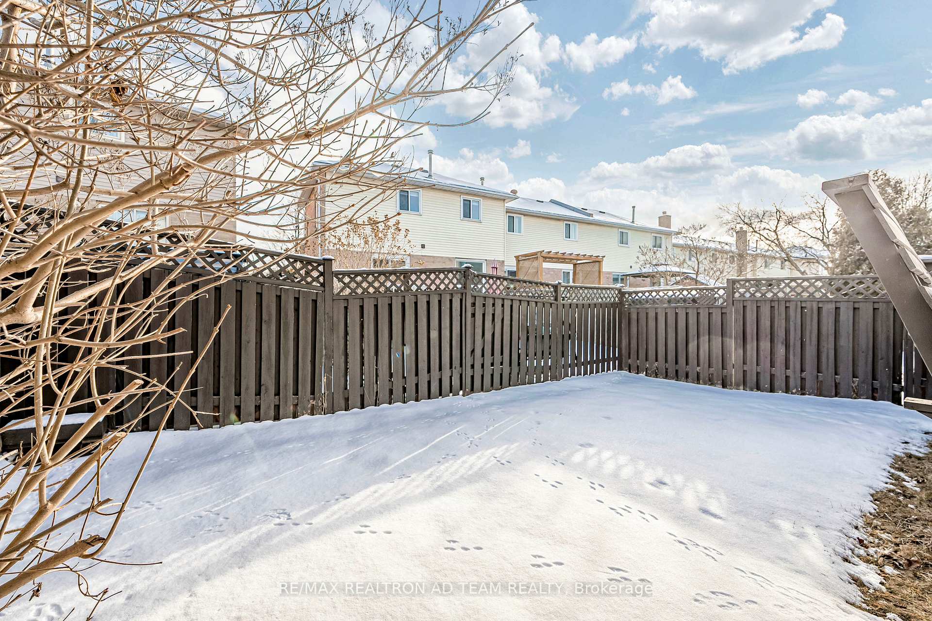 Photo 32 of 90 Reed Drive, Ajax, Central — HOMEH