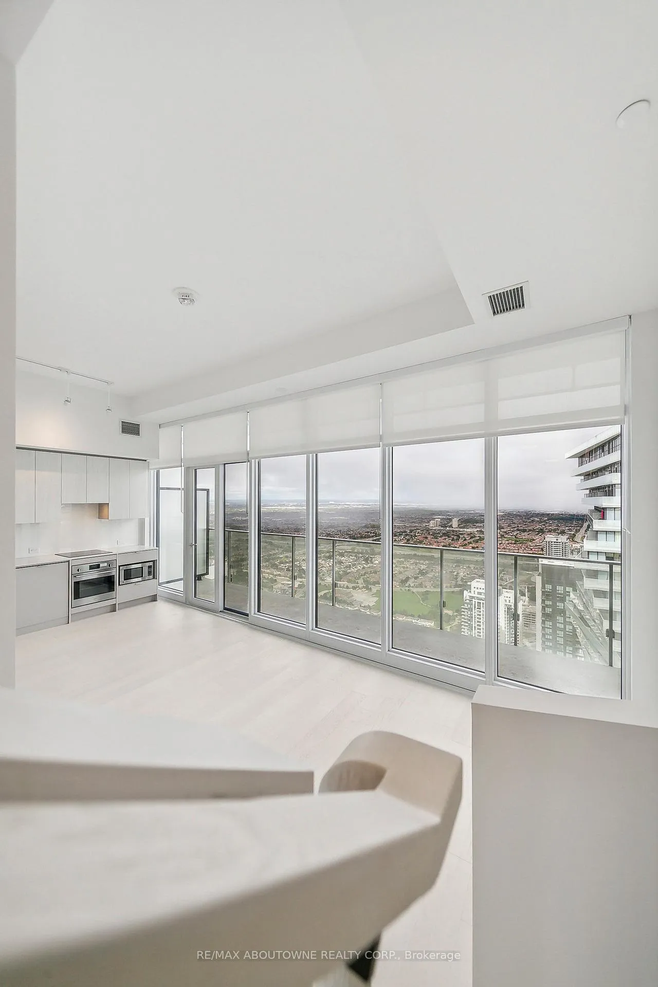Front of Unit 6001, 3883 Quartz Road