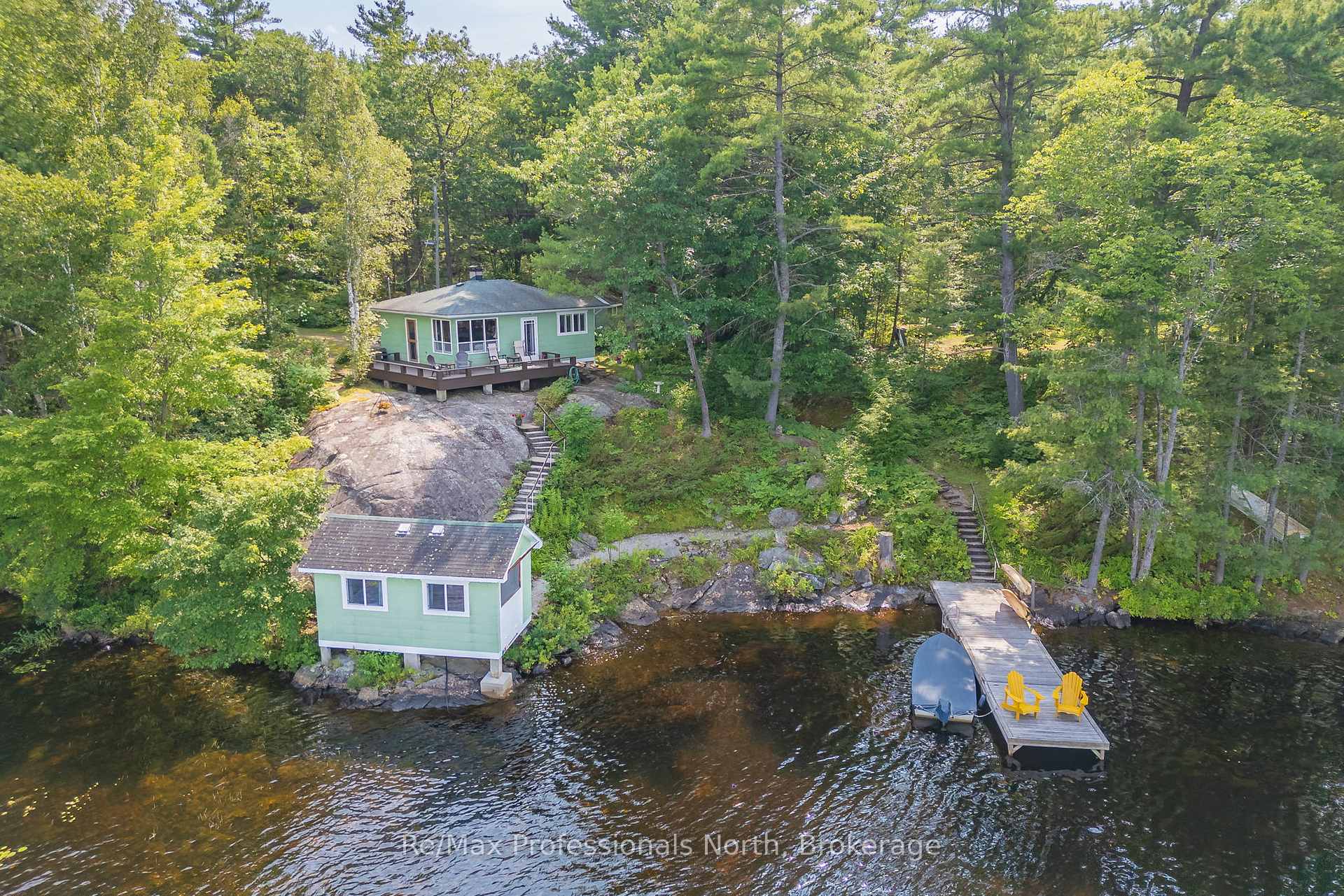 Photo 2 of 1020 Road 2000, Gravenhurst, Morrison — HOMEH