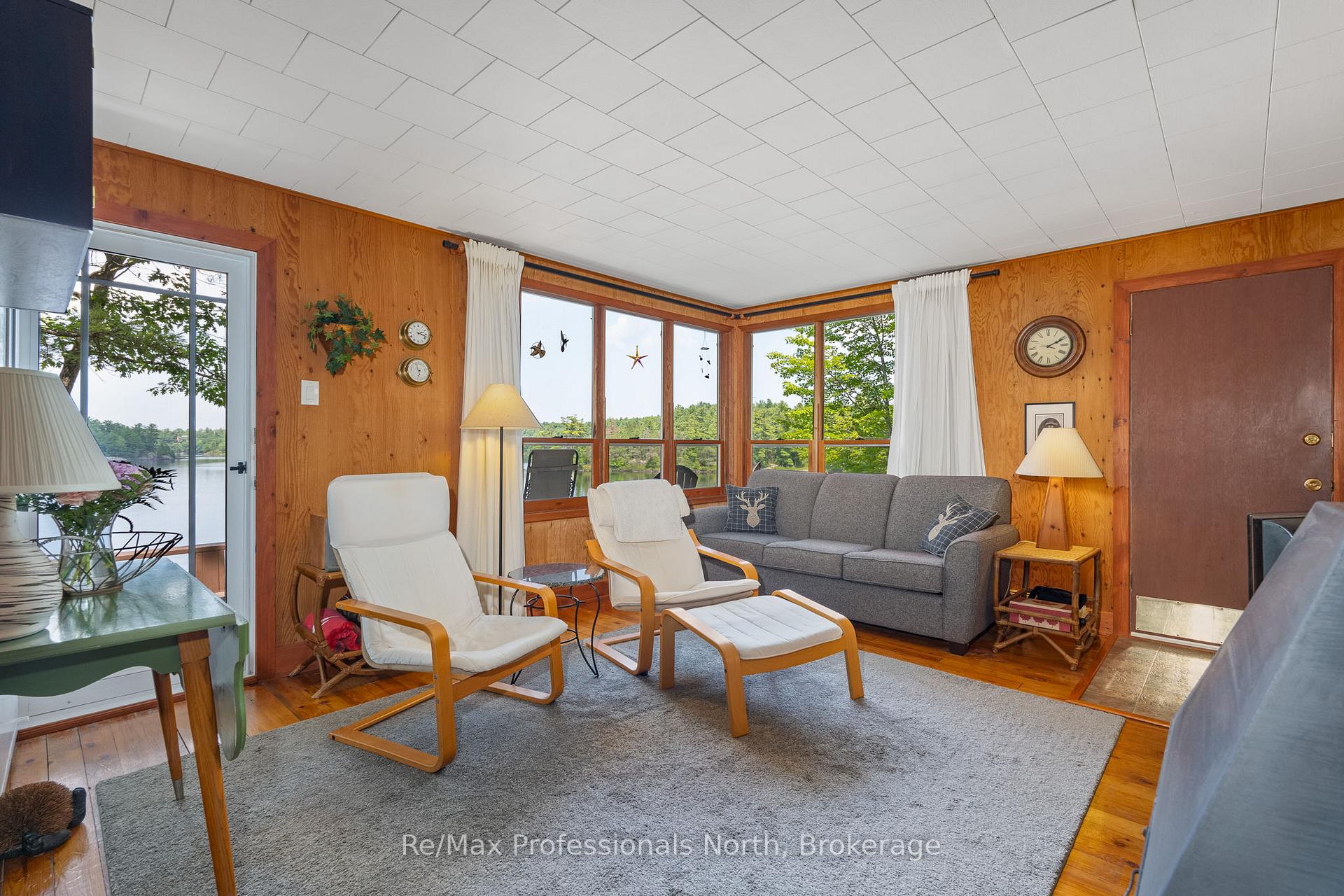 Photo 17 of 1020 Road 2000, Gravenhurst, Morrison — HOMEH