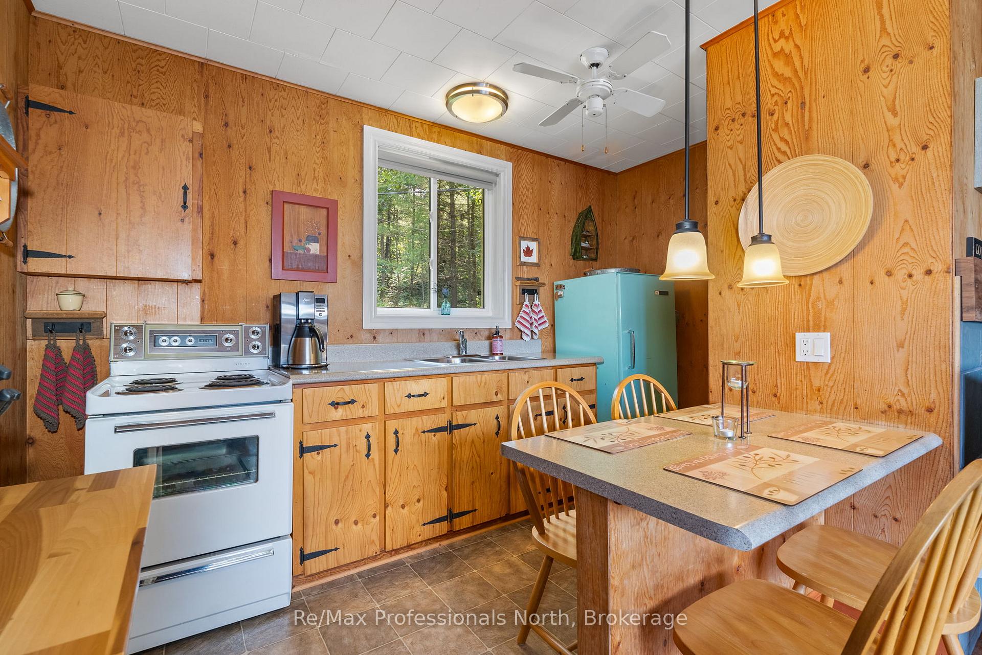 Photo 22 of 1020 Road 2000, Gravenhurst, Morrison — HOMEH