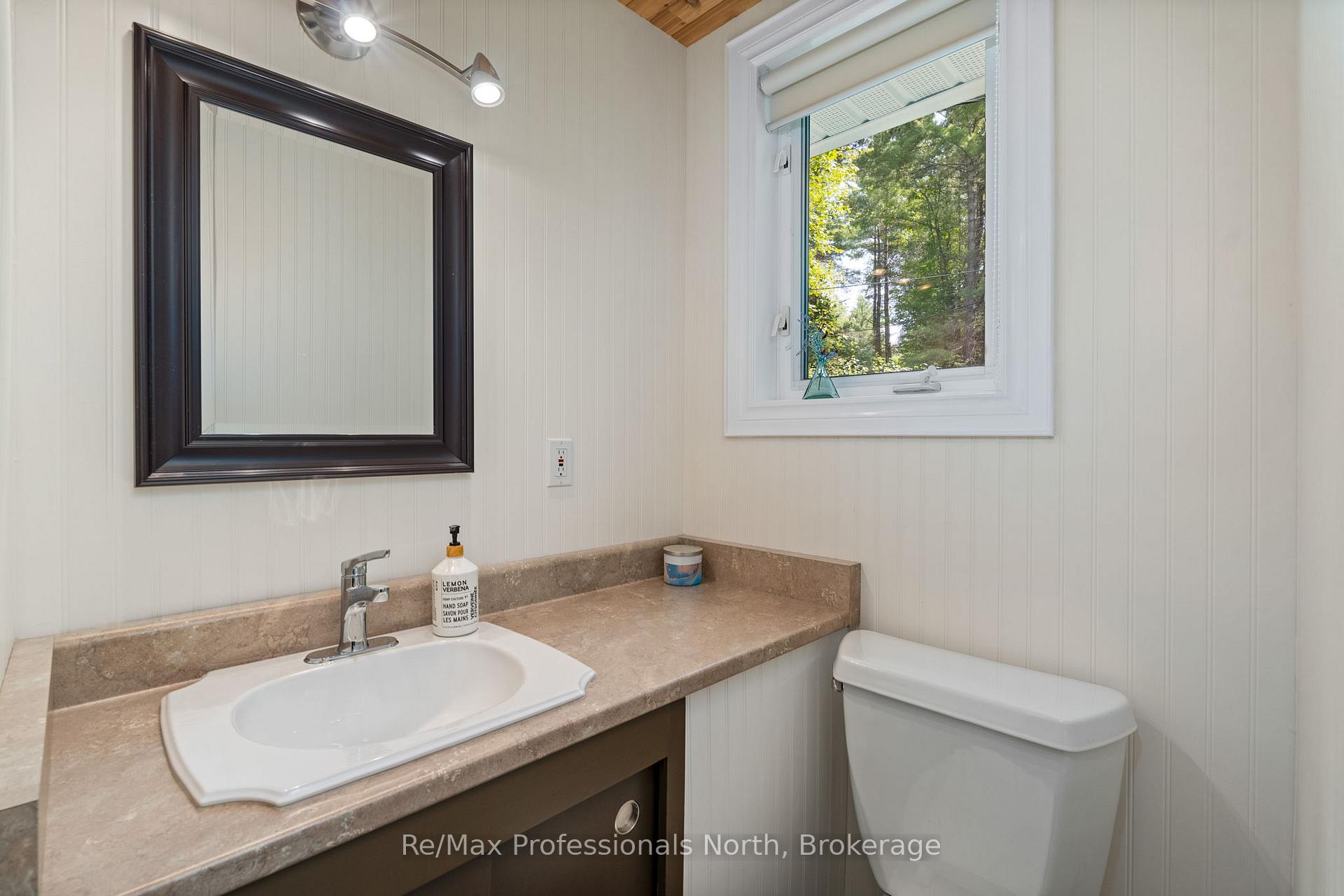 Photo 26 of 1020 Road 2000, Gravenhurst, Morrison — HOMEH